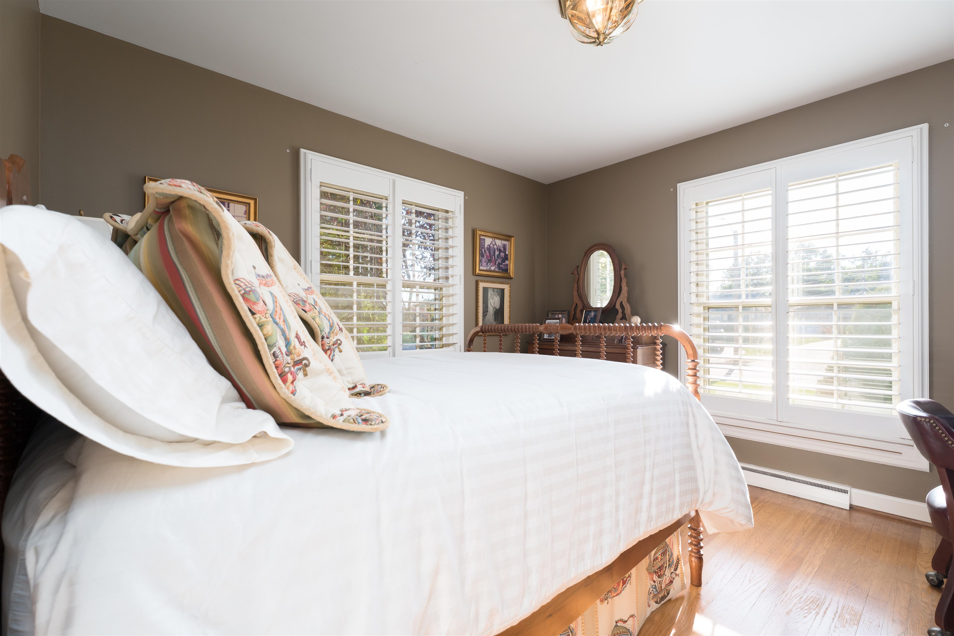 1927 Eaton Ave, Owensboro, Kentucky 42301, 4 Bedrooms Bedrooms, ,3 BathroomsBathrooms,Single Family Residence,For Sale,Eaton Ave,93197