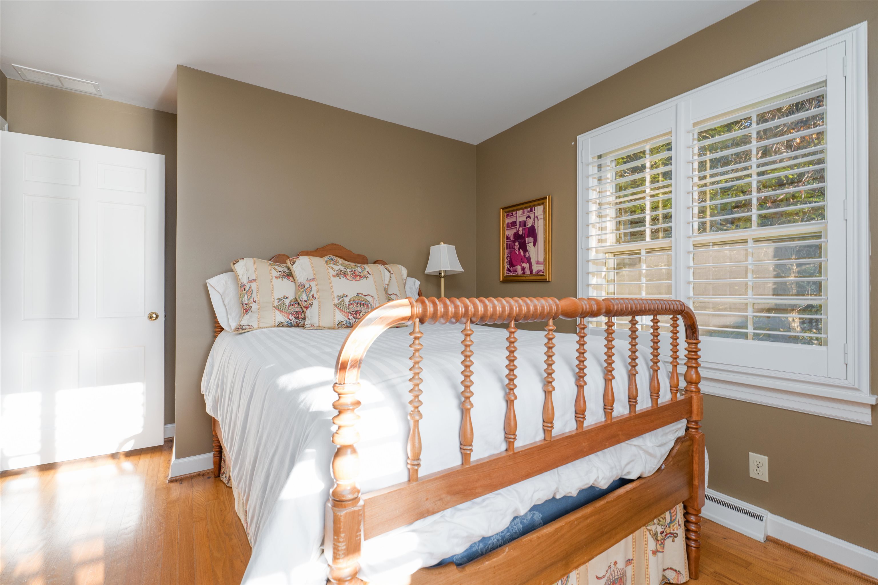 1927 Eaton Ave, Owensboro, Kentucky 42301, 4 Bedrooms Bedrooms, ,3 BathroomsBathrooms,Single Family Residence,For Sale,Eaton Ave,93197