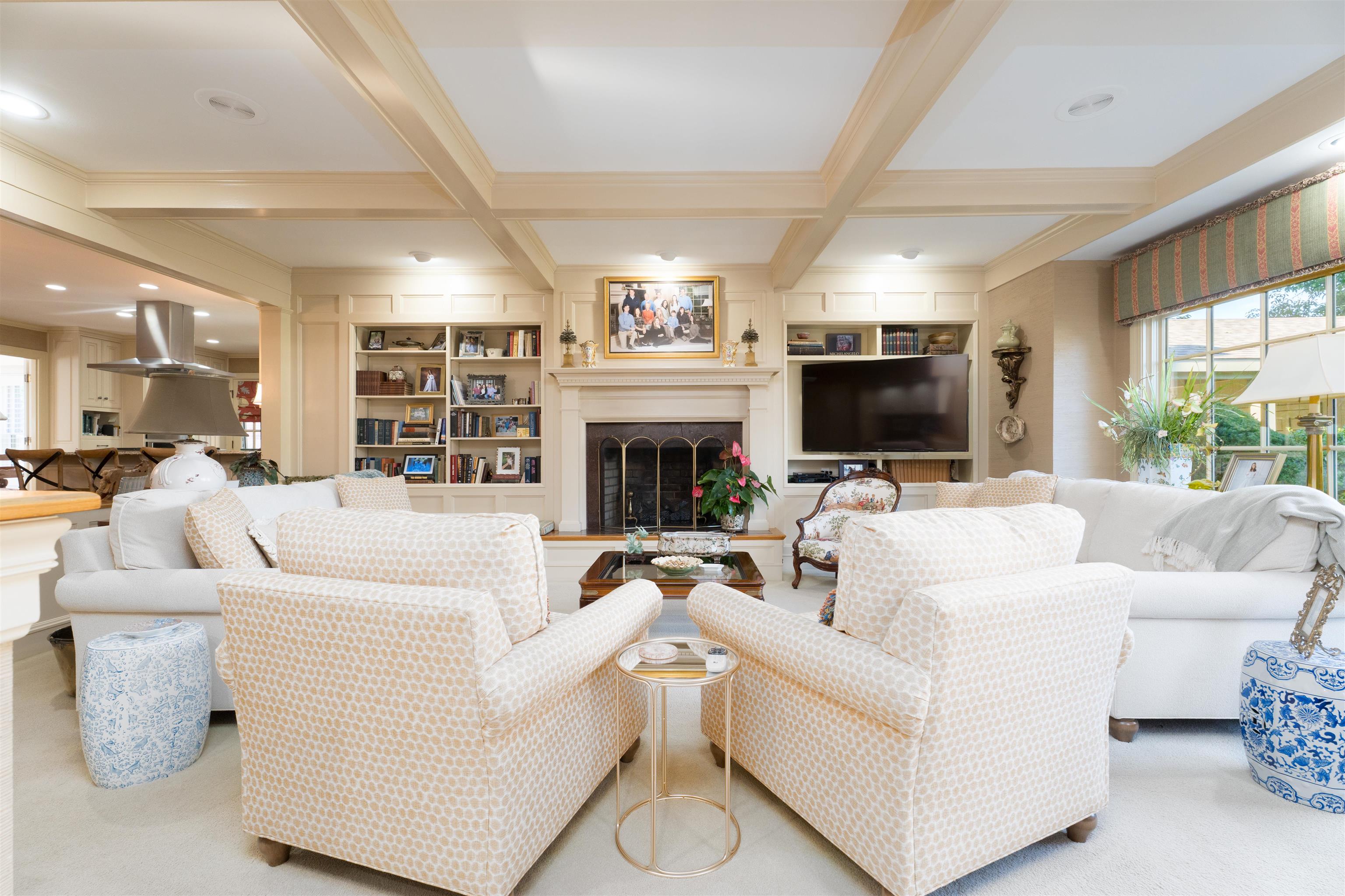 1927 Eaton Ave, Owensboro, Kentucky 42301, 4 Bedrooms Bedrooms, ,3 BathroomsBathrooms,Single Family Residence,For Sale,Eaton Ave,93197