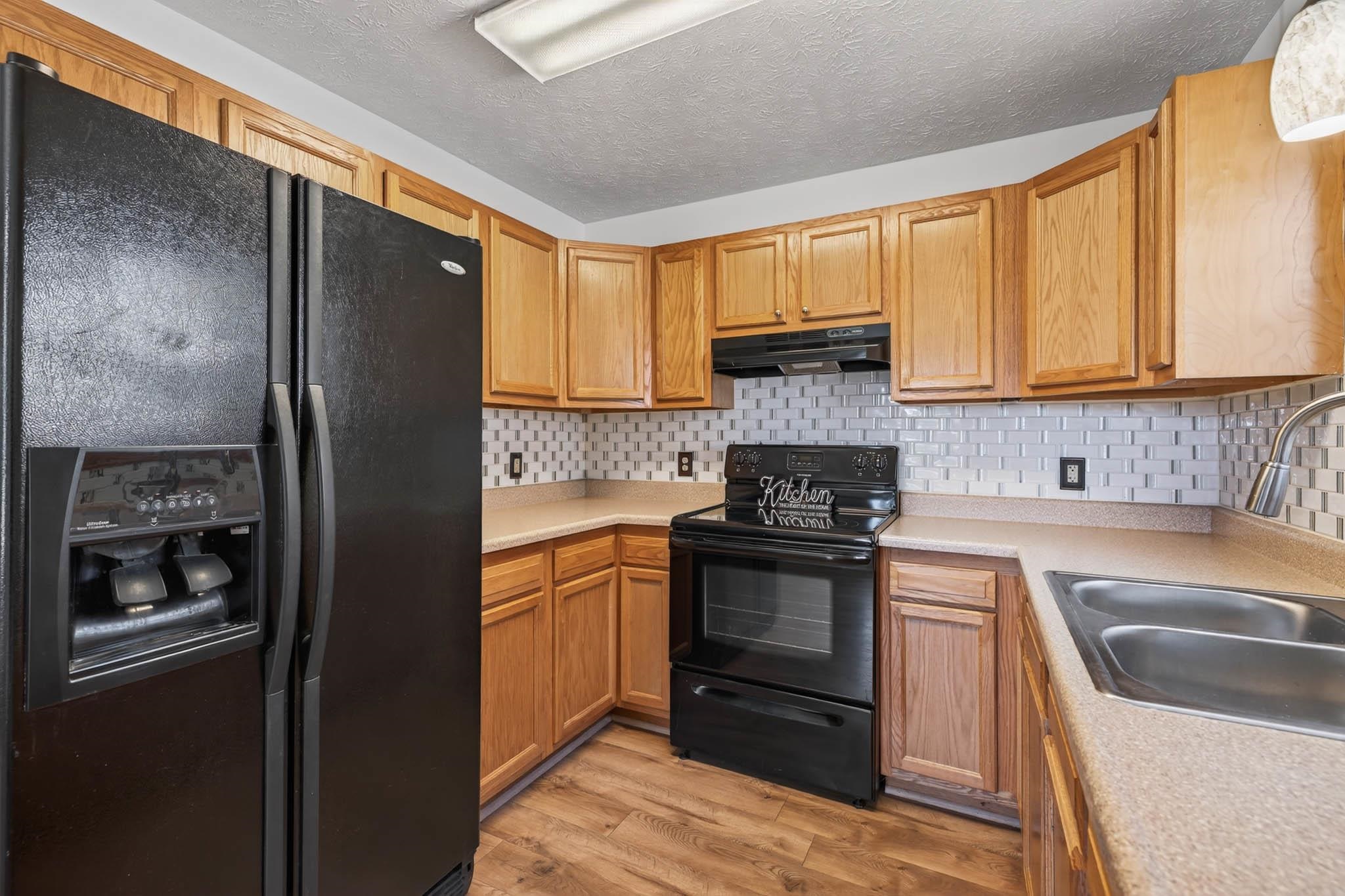 1605 Fifth Street, Owensboro, Kentucky 42301, 3 Bedrooms Bedrooms, ,1 BathroomBathrooms,Single Family Residence,For Sale,Fifth Street,93199