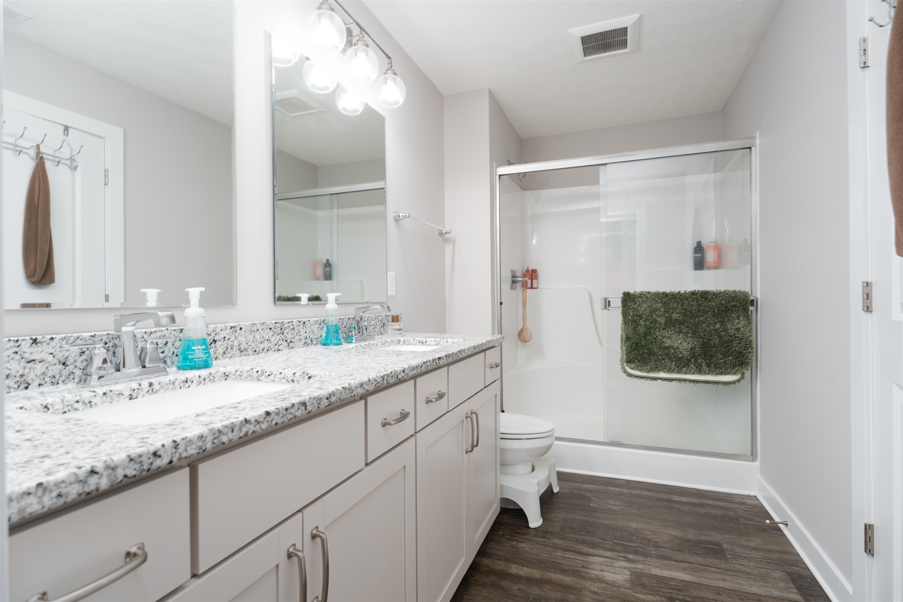 4106 Little Bluestem Drive, Owensboro, Kentucky 42303, 3 Bedrooms Bedrooms, ,2 BathroomsBathrooms,Single Family Residence,For Sale,Little Bluestem Drive,93242