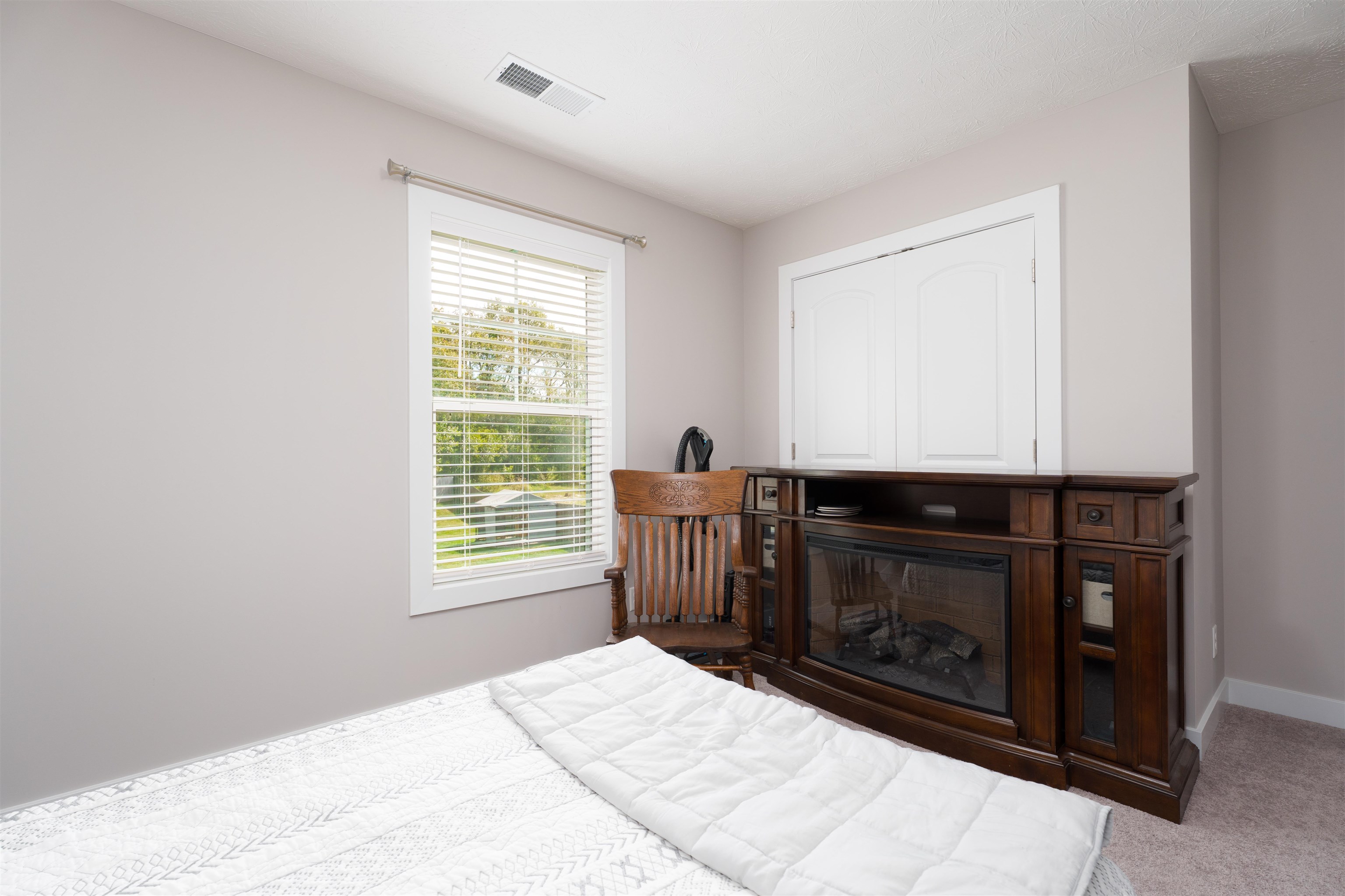 4106 Little Bluestem Drive, Owensboro, Kentucky 42303, 3 Bedrooms Bedrooms, ,2 BathroomsBathrooms,Single Family Residence,For Sale,Little Bluestem Drive,93242