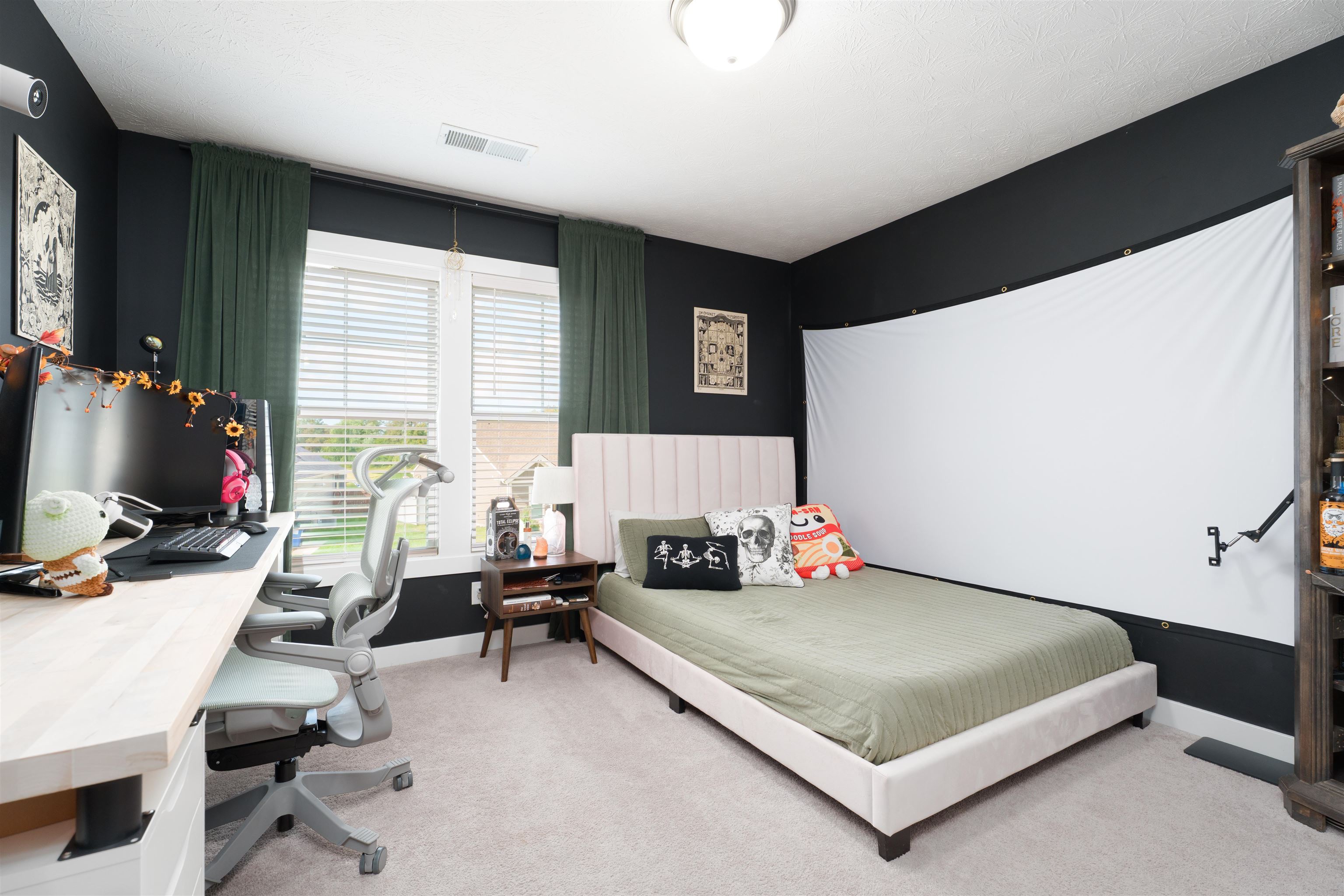 4106 Little Bluestem Drive, Owensboro, Kentucky 42303, 3 Bedrooms Bedrooms, ,2 BathroomsBathrooms,Single Family Residence,For Sale,Little Bluestem Drive,93242