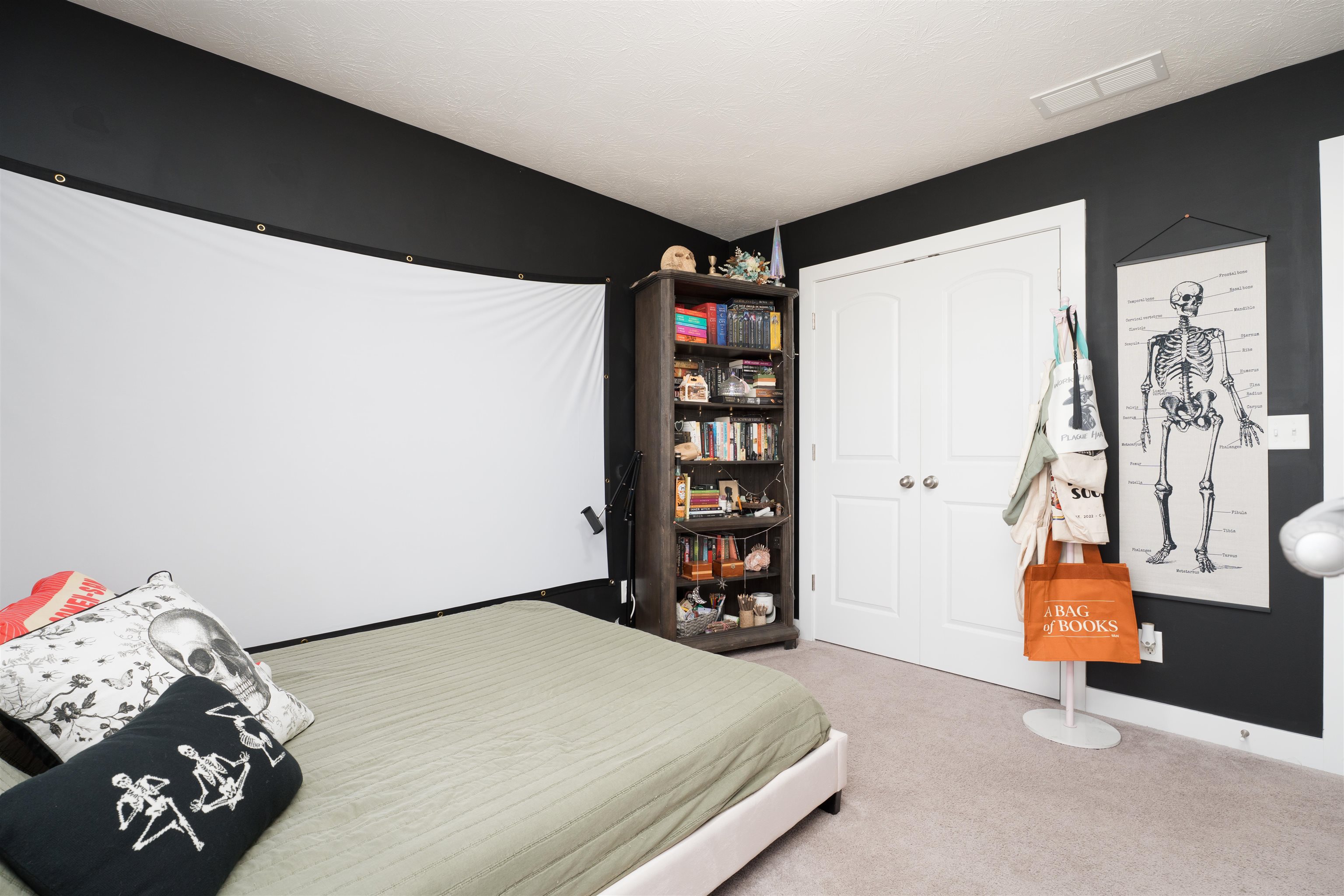 4106 Little Bluestem Drive, Owensboro, Kentucky 42303, 3 Bedrooms Bedrooms, ,2 BathroomsBathrooms,Single Family Residence,For Sale,Little Bluestem Drive,93242