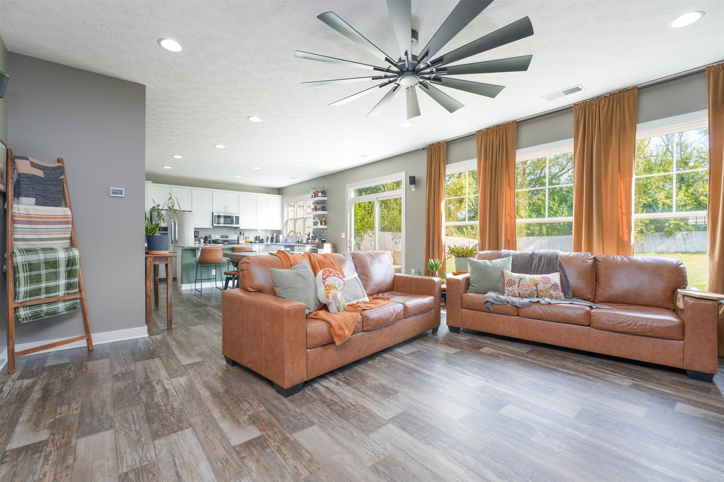 4106 Little Bluestem Drive, Owensboro, Kentucky 42303, 3 Bedrooms Bedrooms, ,2 BathroomsBathrooms,Single Family Residence,For Sale,Little Bluestem Drive,93242