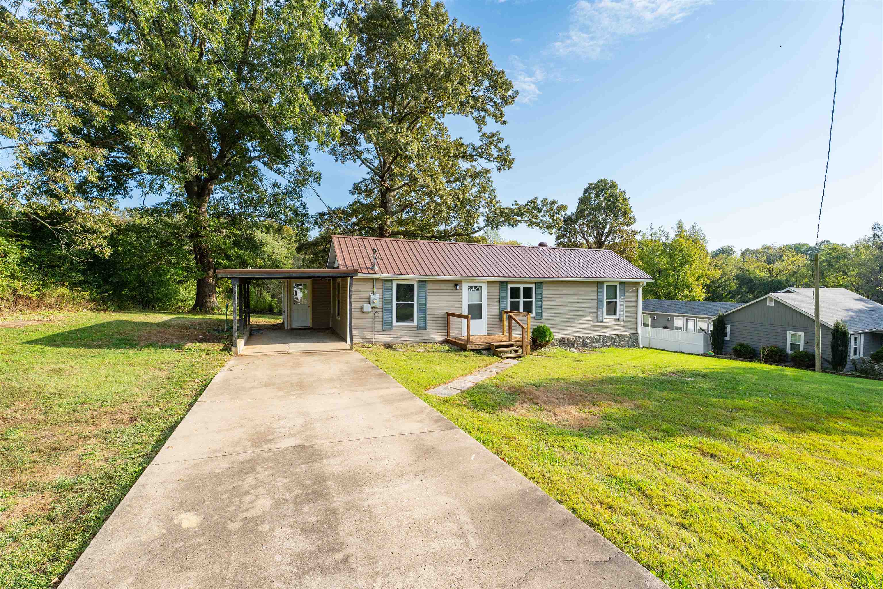418 Richardson Rd, Greenville, Kentucky 42345, 3 Bedrooms Bedrooms, ,1 BathroomBathrooms,Single Family Residence,For Sale,Richardson Rd,93246