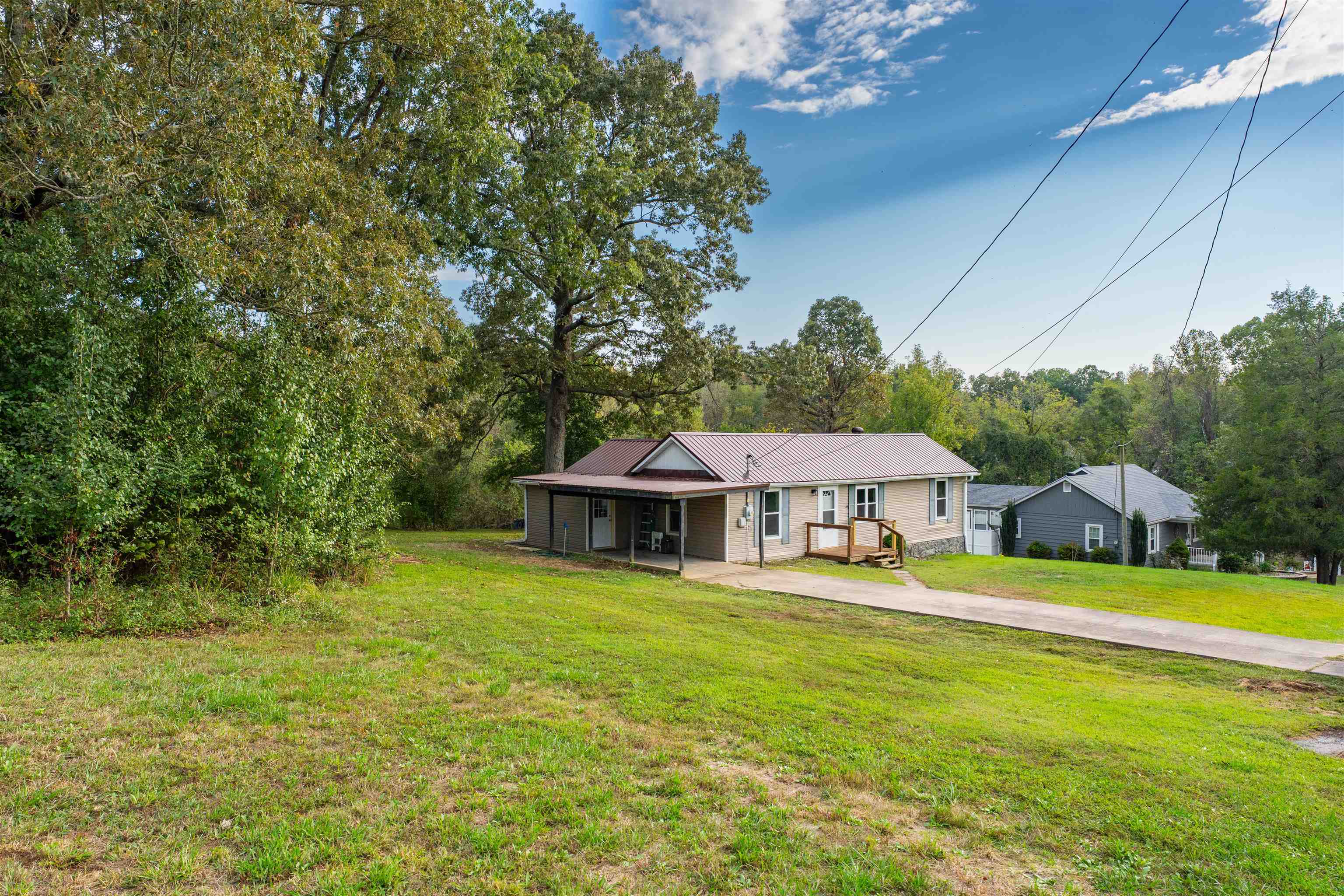418 Richardson Rd, Greenville, Kentucky 42345, 3 Bedrooms Bedrooms, ,1 BathroomBathrooms,Single Family Residence,For Sale,Richardson Rd,93246