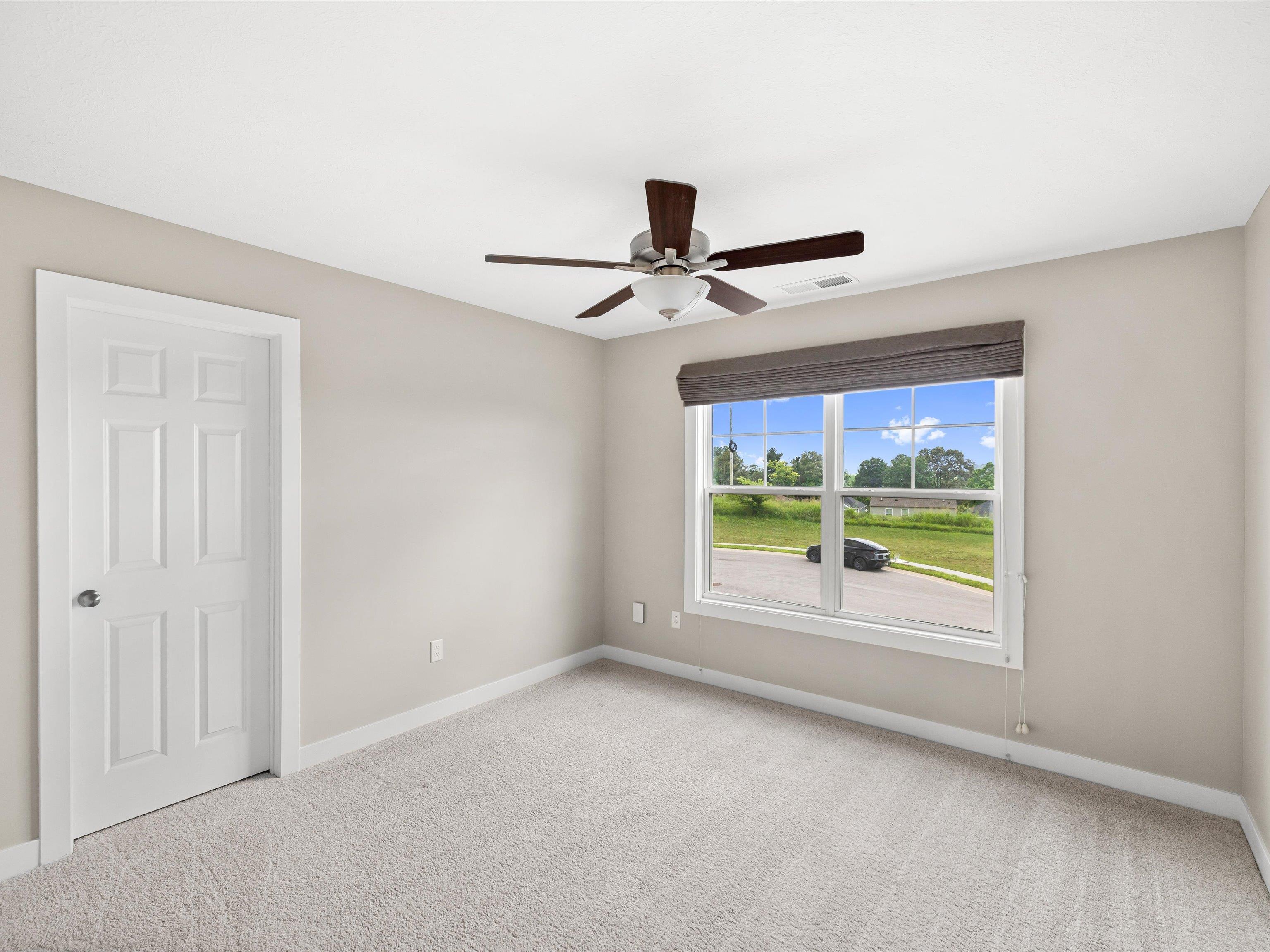 6623 Blue Ridge Court, Utica, Kentucky 42376, 4 Bedrooms Bedrooms, ,2 BathroomsBathrooms,Single Family Residence,For Sale,Blue Ridge Court,93256