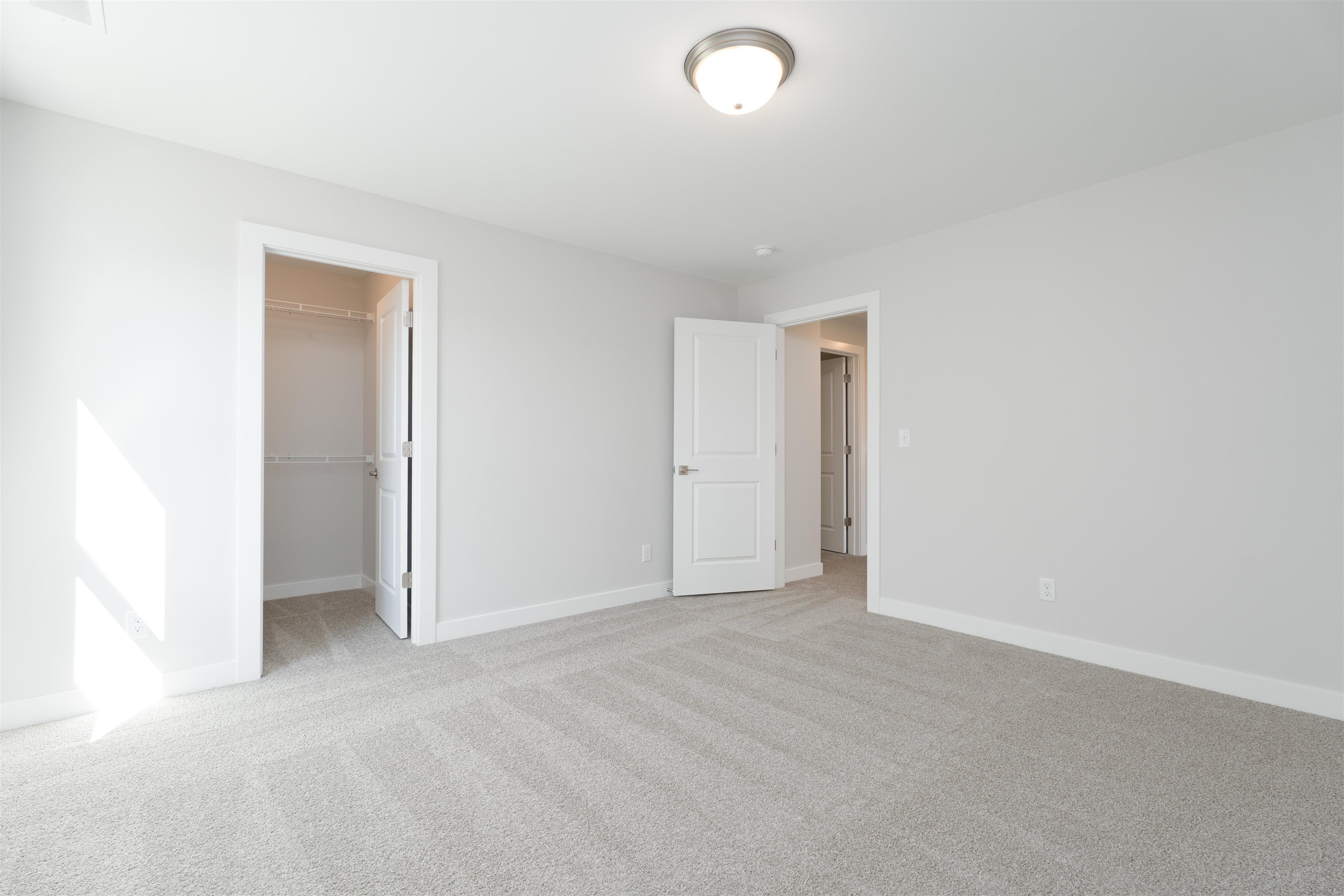 937 Onyx Ln, Owensboro, Kentucky 42301, 4 Bedrooms Bedrooms, ,2 BathroomsBathrooms,Single Family Residence,For Sale,Onyx Ln,93275