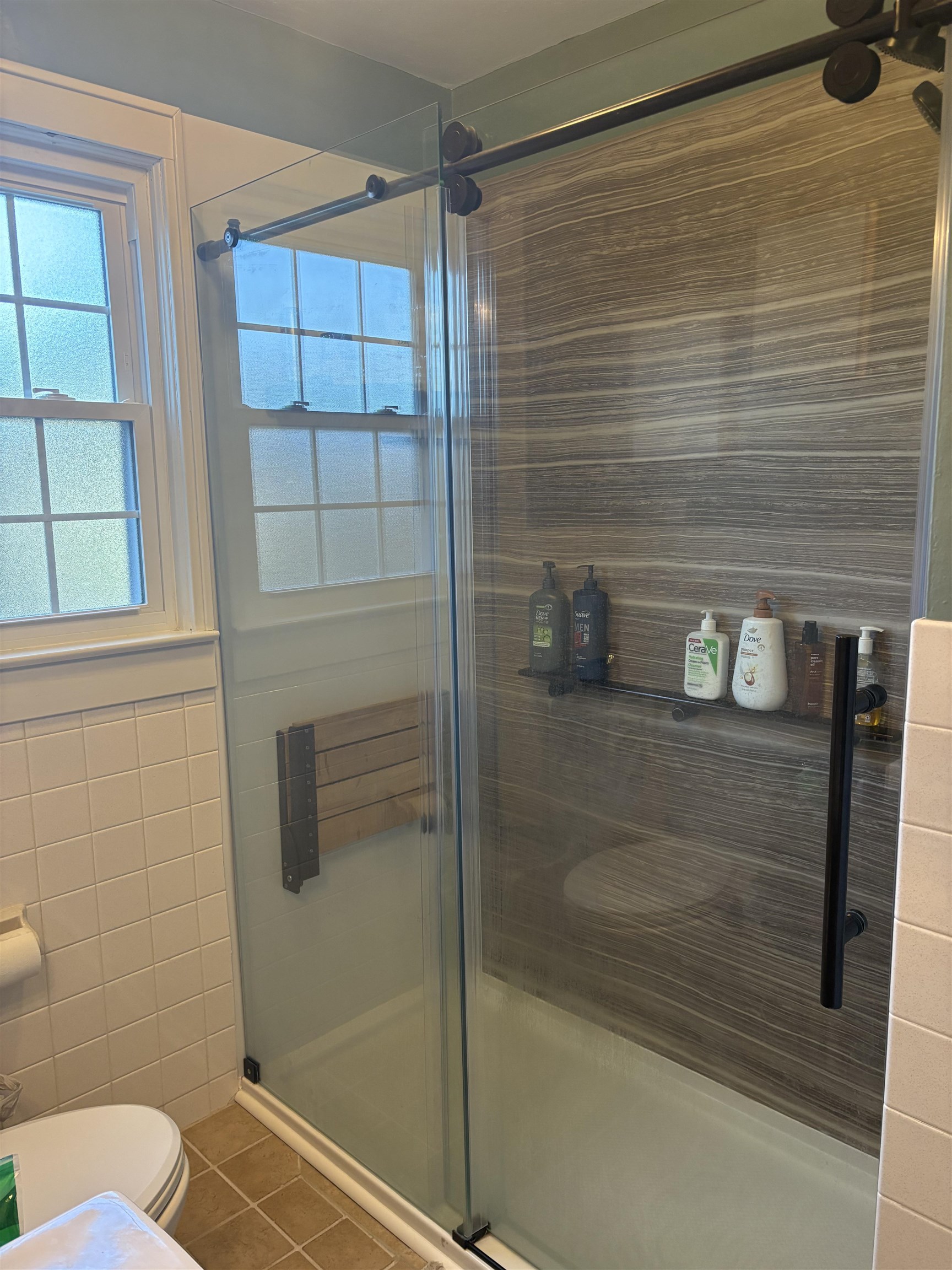 1212 Hill Ave, Owensboro, Kentucky 42301, 4 Bedrooms Bedrooms, ,2 BathroomsBathrooms,Single Family Residence,For Sale,Hill Ave,93276