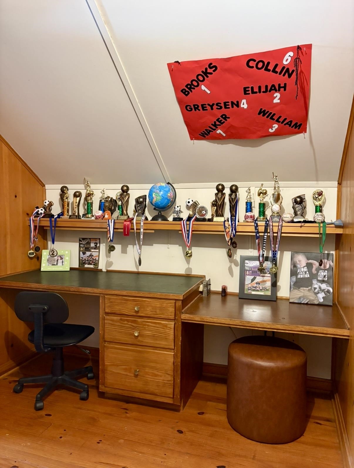 1212 Hill Ave, Owensboro, Kentucky 42301, 4 Bedrooms Bedrooms, ,2 BathroomsBathrooms,Single Family Residence,For Sale,Hill Ave,93276