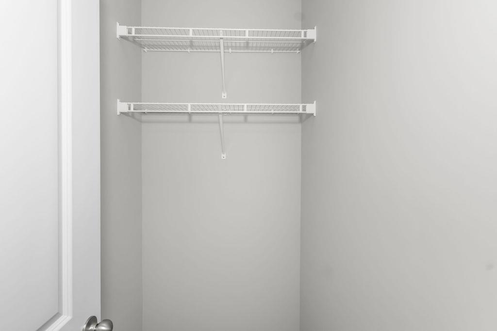 557 Alabaster Ln, Owensboro, Kentucky 42301, 3 Bedrooms Bedrooms, ,2 BathroomsBathrooms,Single Family Residence,For Sale,Alabaster Ln,93284