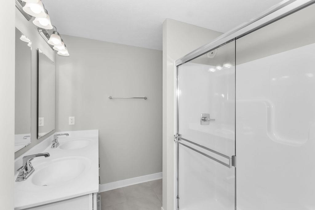 557 Alabaster Ln, Owensboro, Kentucky 42301, 3 Bedrooms Bedrooms, ,2 BathroomsBathrooms,Single Family Residence,For Sale,Alabaster Ln,93284