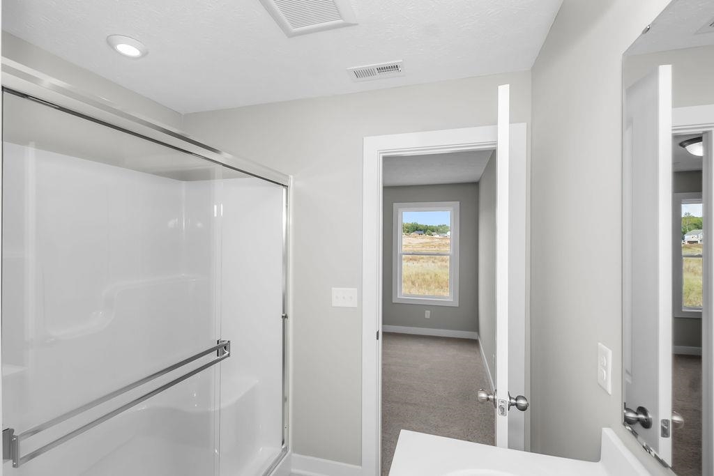 557 Alabaster Ln, Owensboro, Kentucky 42301, 3 Bedrooms Bedrooms, ,2 BathroomsBathrooms,Single Family Residence,For Sale,Alabaster Ln,93284