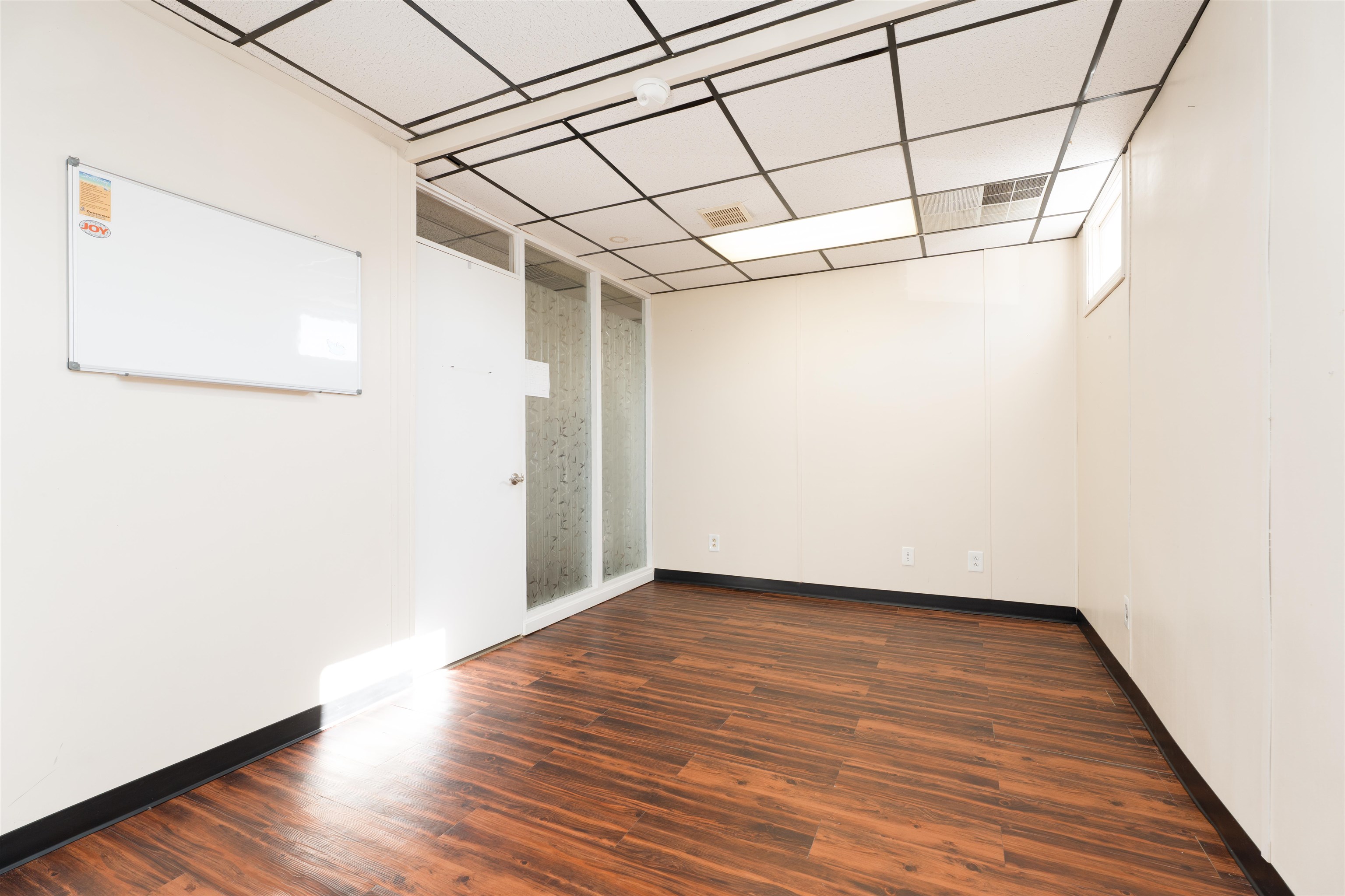 2816 Veach Rd Unit 107/108, Owensboro, Kentucky 42303, ,Mixed Use,For Sale,Veach Rd Unit 107/108,93286