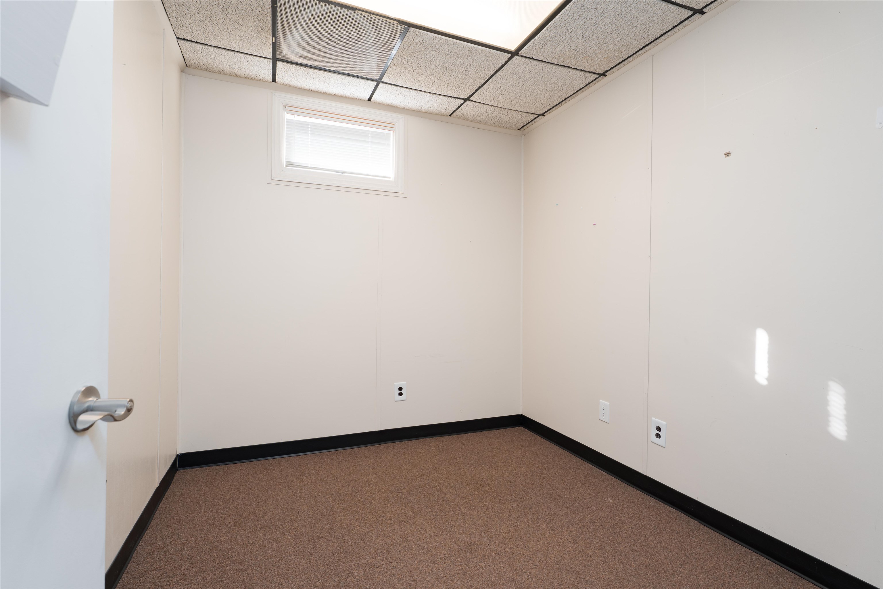 2816 Veach Rd Unit 107/108, Owensboro, Kentucky 42303, ,Mixed Use,For Sale,Veach Rd Unit 107/108,93286