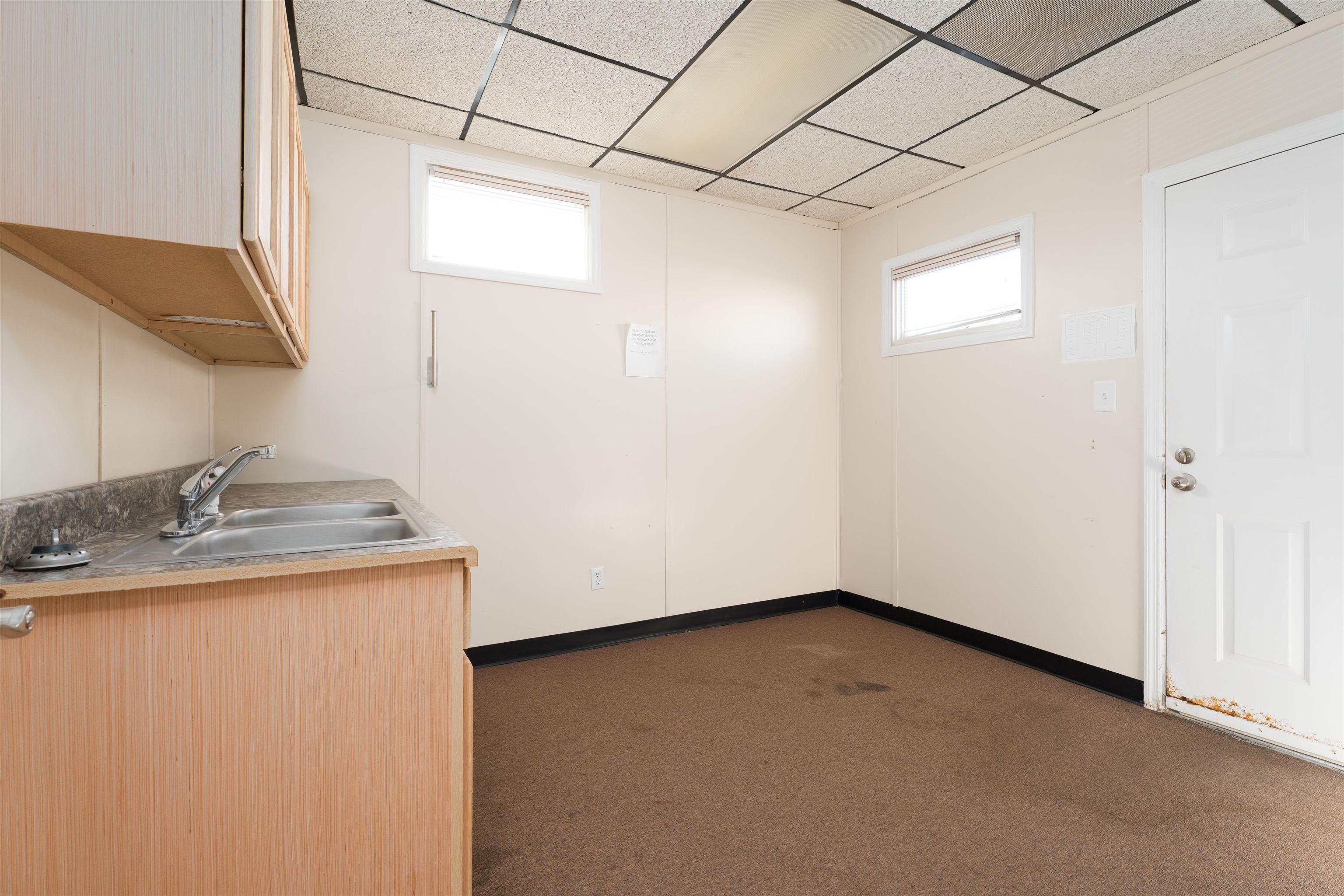 2816 Veach Rd Unit 107/108, Owensboro, Kentucky 42303, ,Mixed Use,For Sale,Veach Rd Unit 107/108,93286