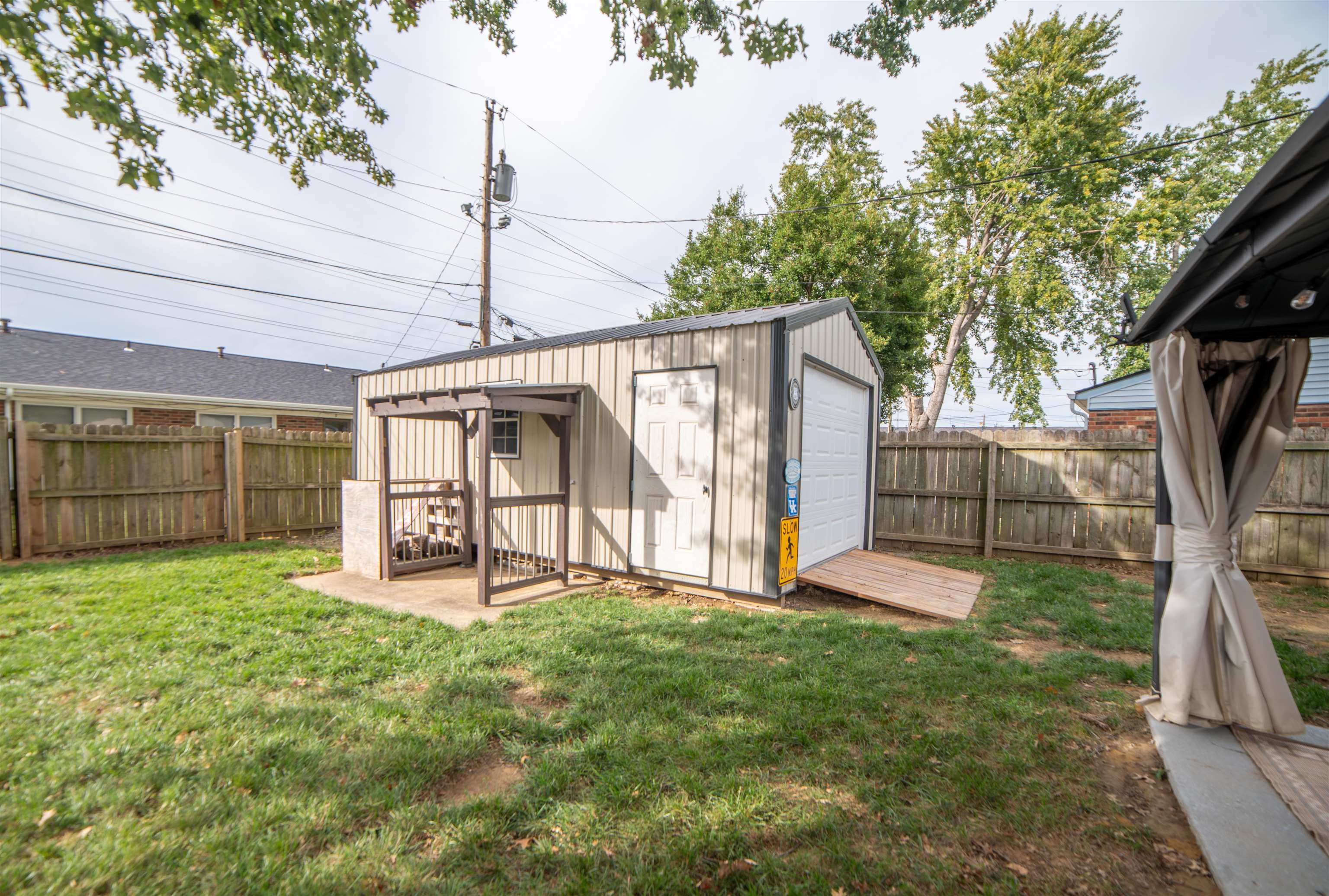 2516 Carryback Ct, Owensboro, Kentucky 42301, 3 Bedrooms Bedrooms, ,1 BathroomBathrooms,Single Family Residence,For Sale,Carryback Ct,93293