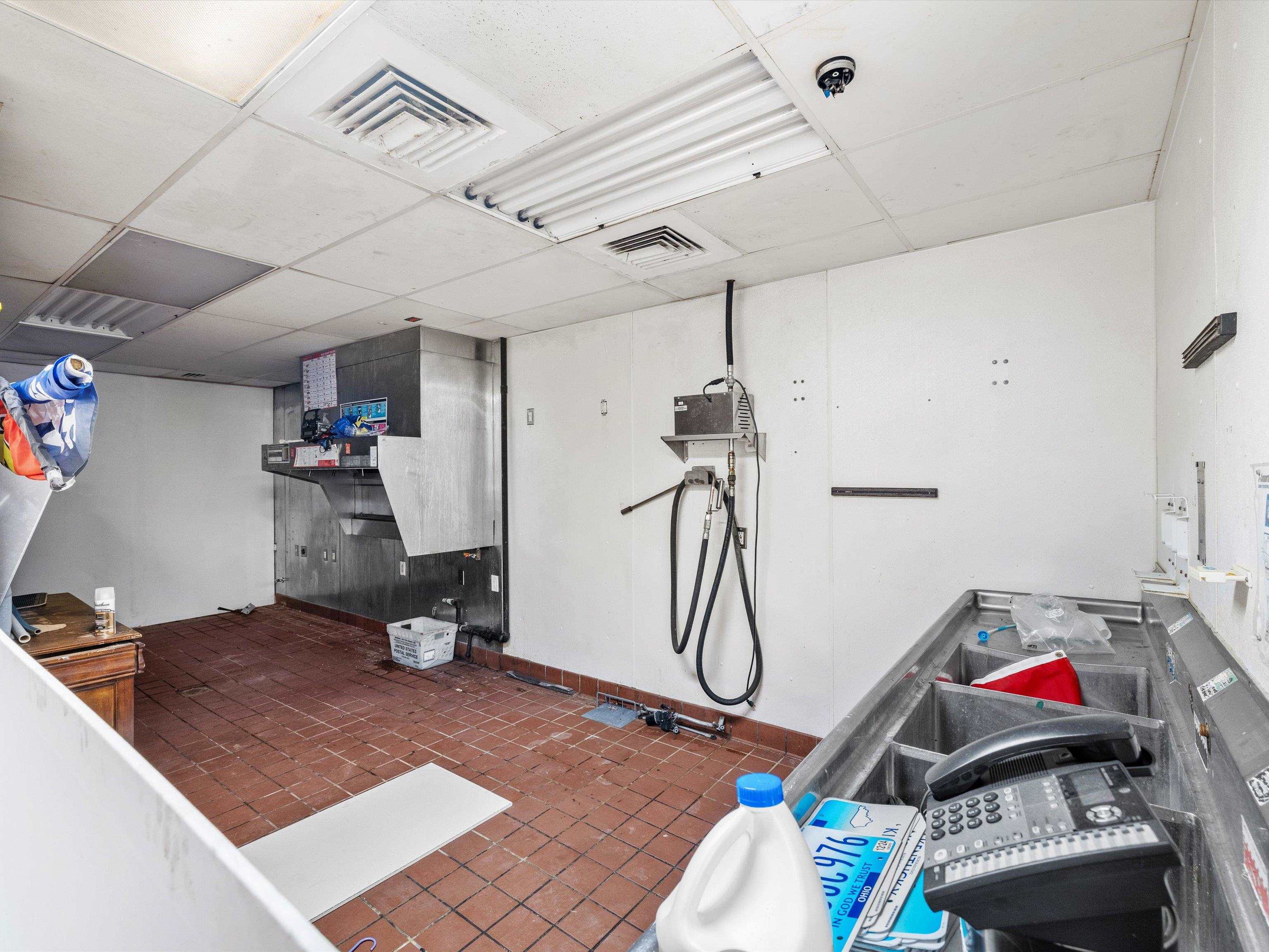 1580 Main, Beaver Dam, Kentucky 42320, ,Mixed Use,For Sale,Main,93316