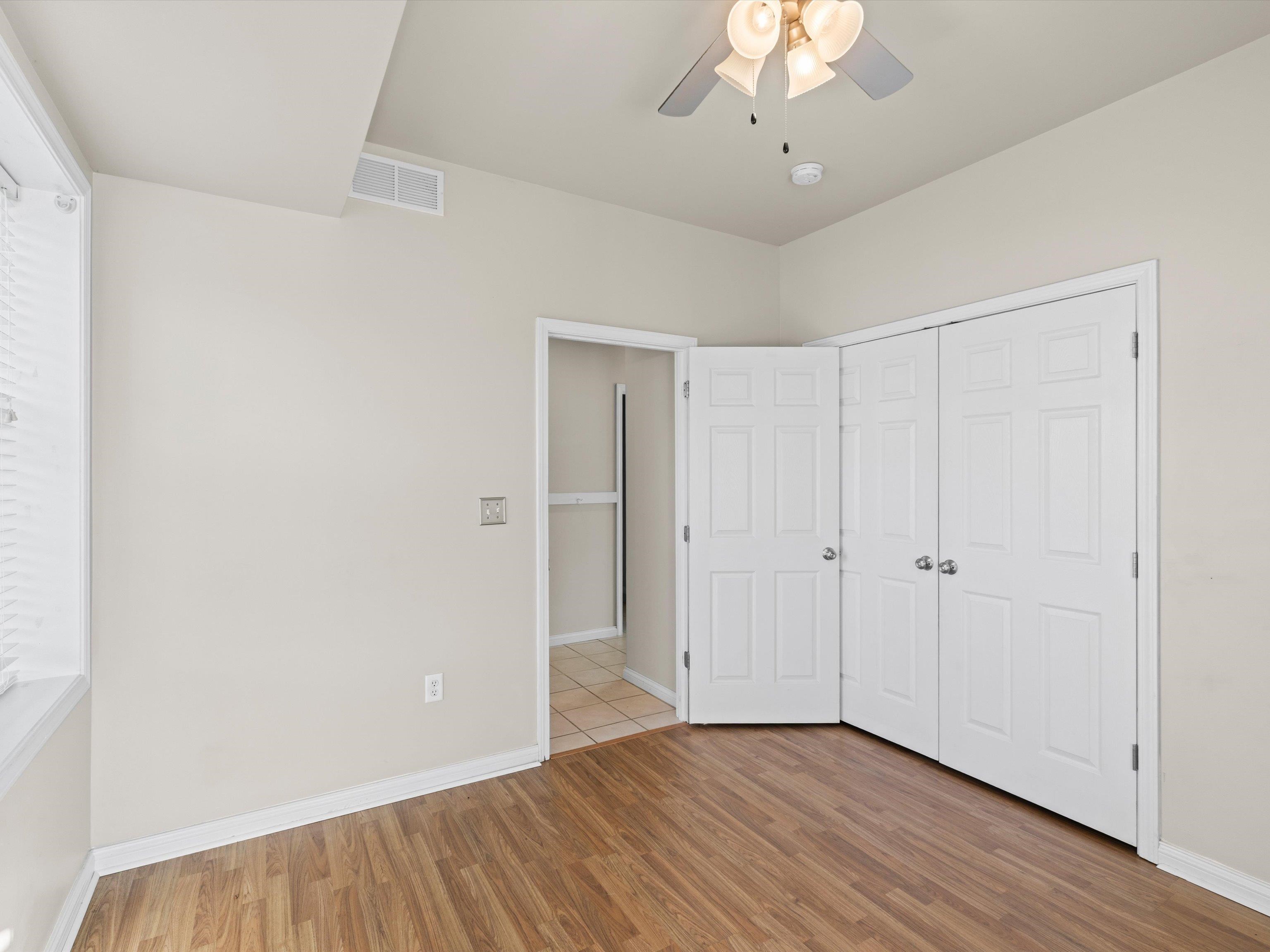 519 Monroe St, NEWBURGH, Indiana 47630-1221, 3 Bedrooms Bedrooms, ,2 BathroomsBathrooms,Single Family Residence,For Sale,Monroe St,93319