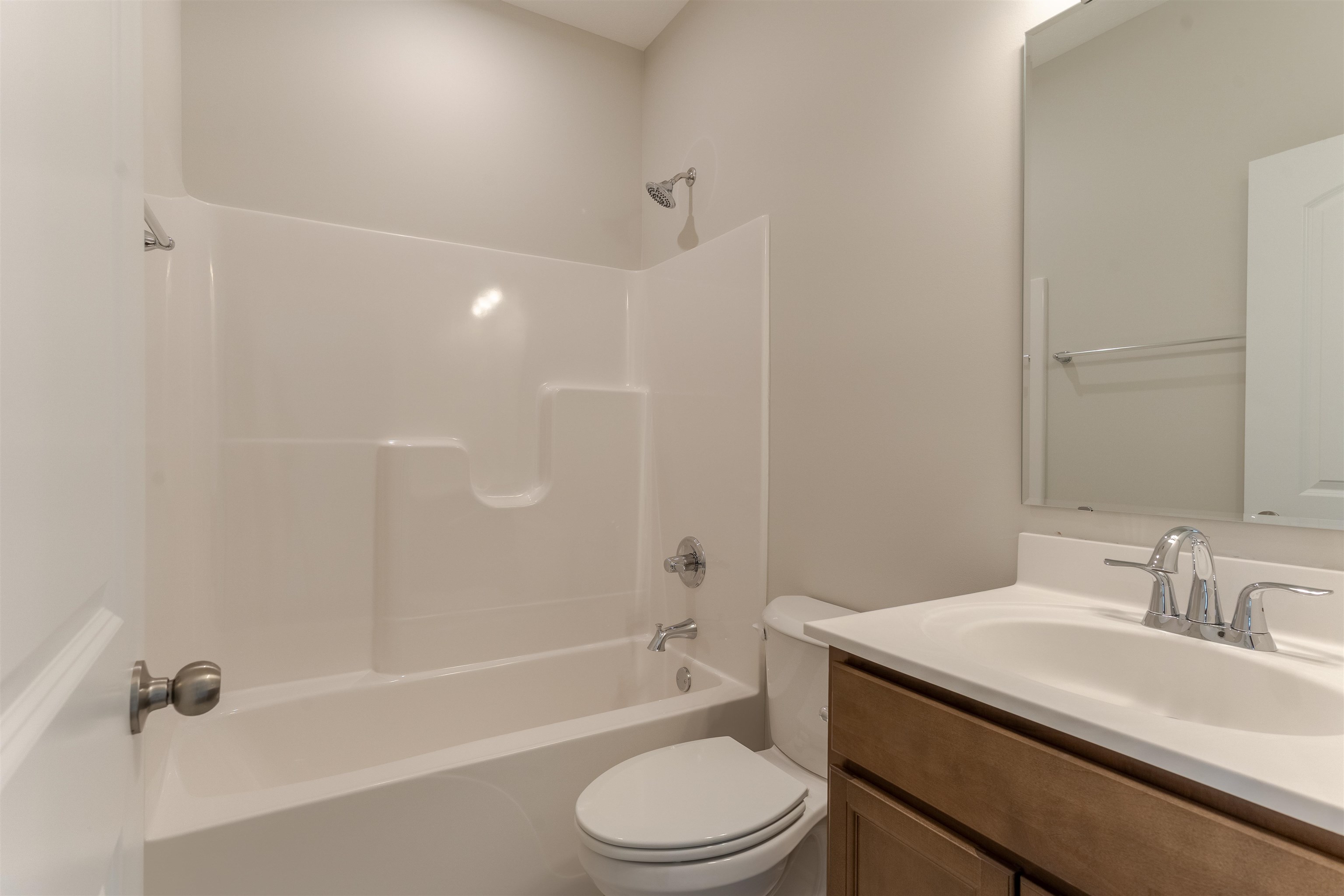 551 Alabaster Lane, Owensboro, Kentucky 42301, 3 Bedrooms Bedrooms, ,2 BathroomsBathrooms,Single Family Residence,For Sale,Alabaster Lane,93322