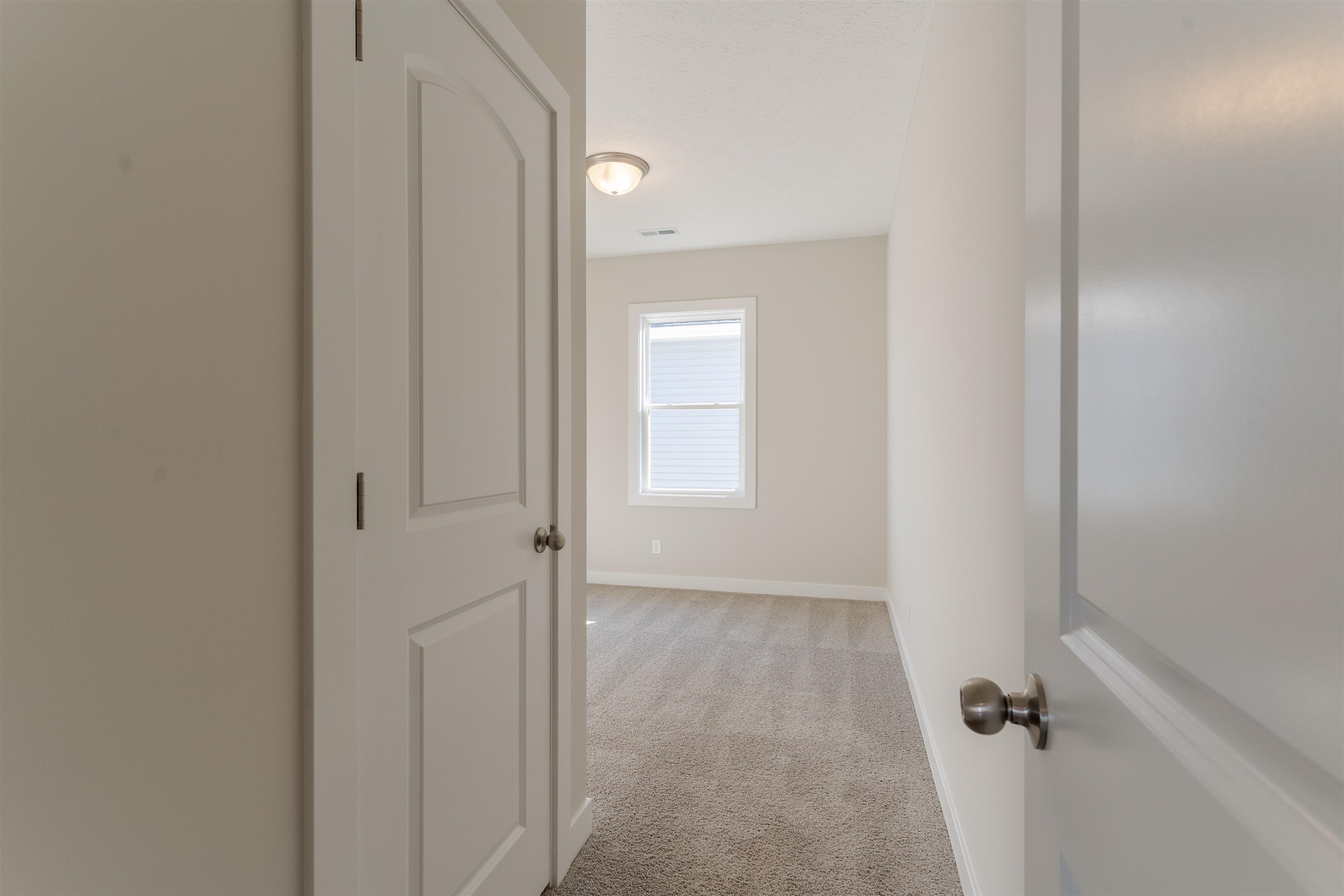 551 Alabaster Lane, Owensboro, Kentucky 42301, 3 Bedrooms Bedrooms, ,2 BathroomsBathrooms,Single Family Residence,For Sale,Alabaster Lane,93322