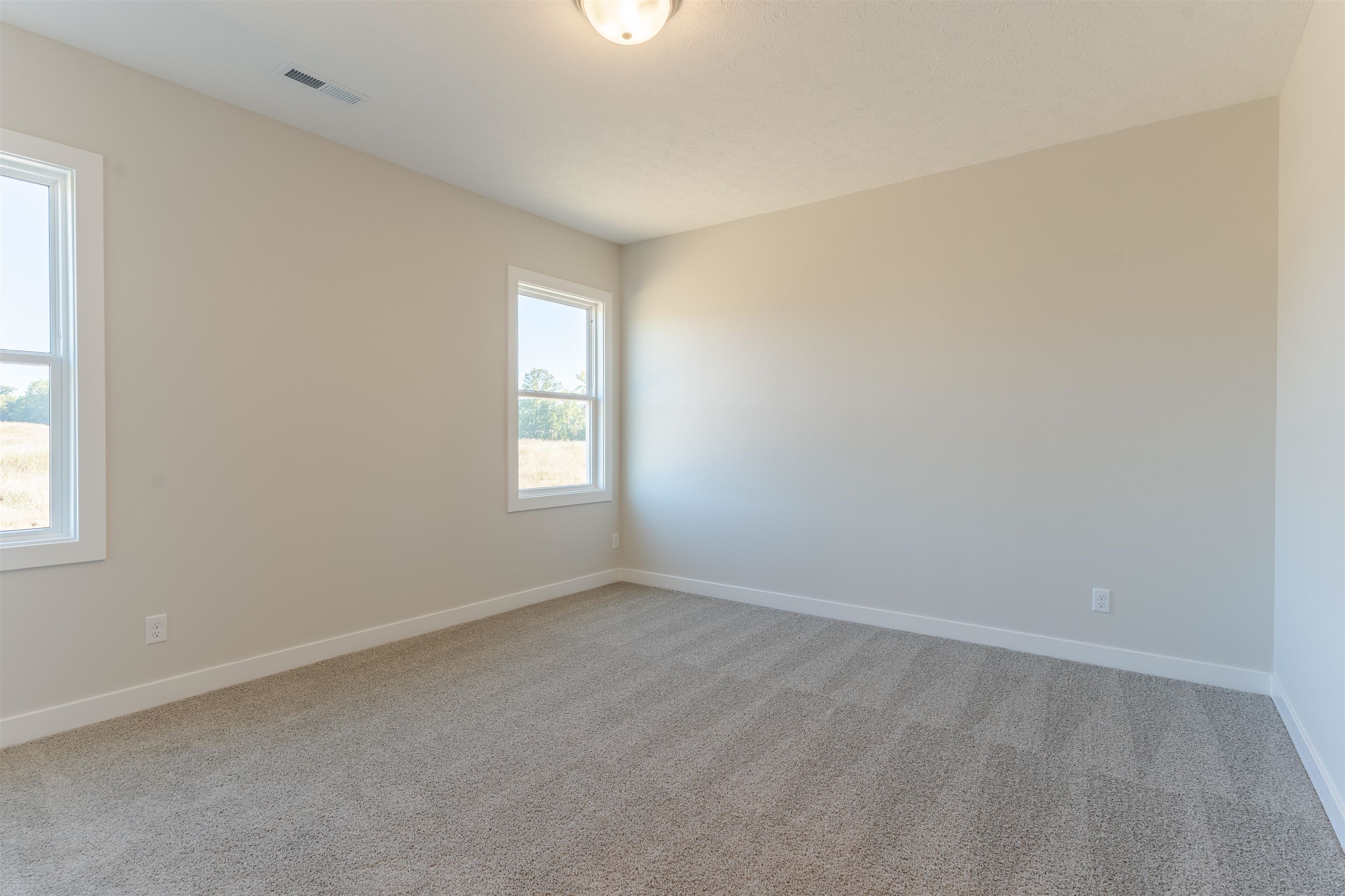 551 Alabaster Lane, Owensboro, Kentucky 42301, 3 Bedrooms Bedrooms, ,2 BathroomsBathrooms,Single Family Residence,For Sale,Alabaster Lane,93322