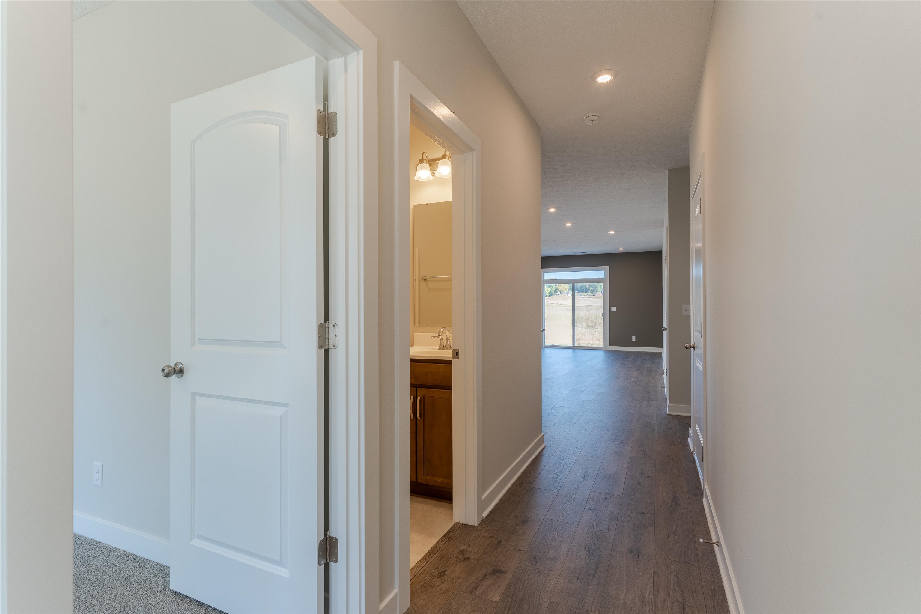 551 Alabaster Lane, Owensboro, Kentucky 42301, 3 Bedrooms Bedrooms, ,2 BathroomsBathrooms,Single Family Residence,For Sale,Alabaster Lane,93322