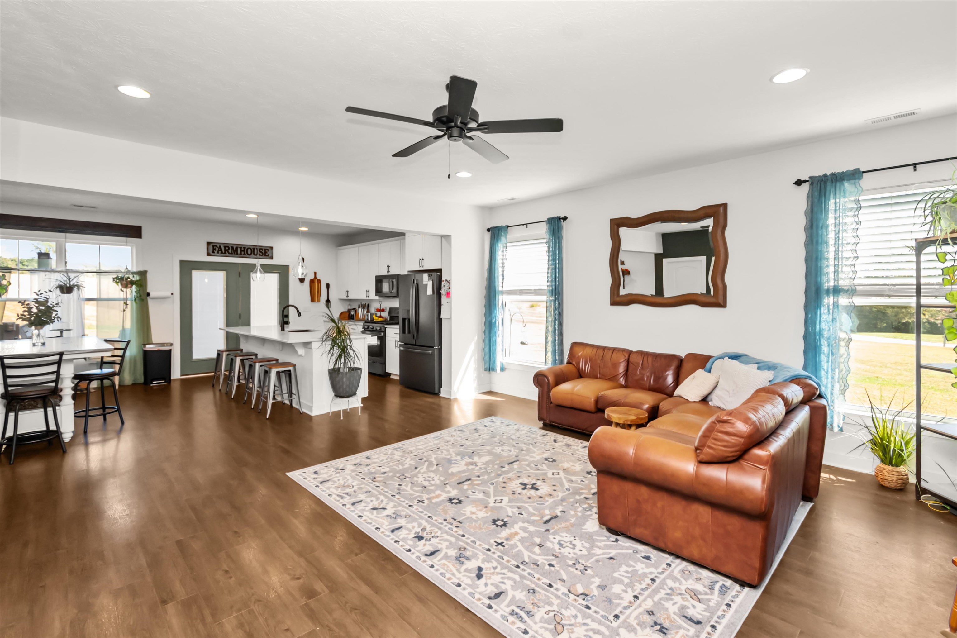 5141 Pleasant Valley Rd, Philpot, Kentucky 42366, 5 Bedrooms Bedrooms, ,2 BathroomsBathrooms,Single Family Residence,For Sale,Pleasant Valley Rd,93344