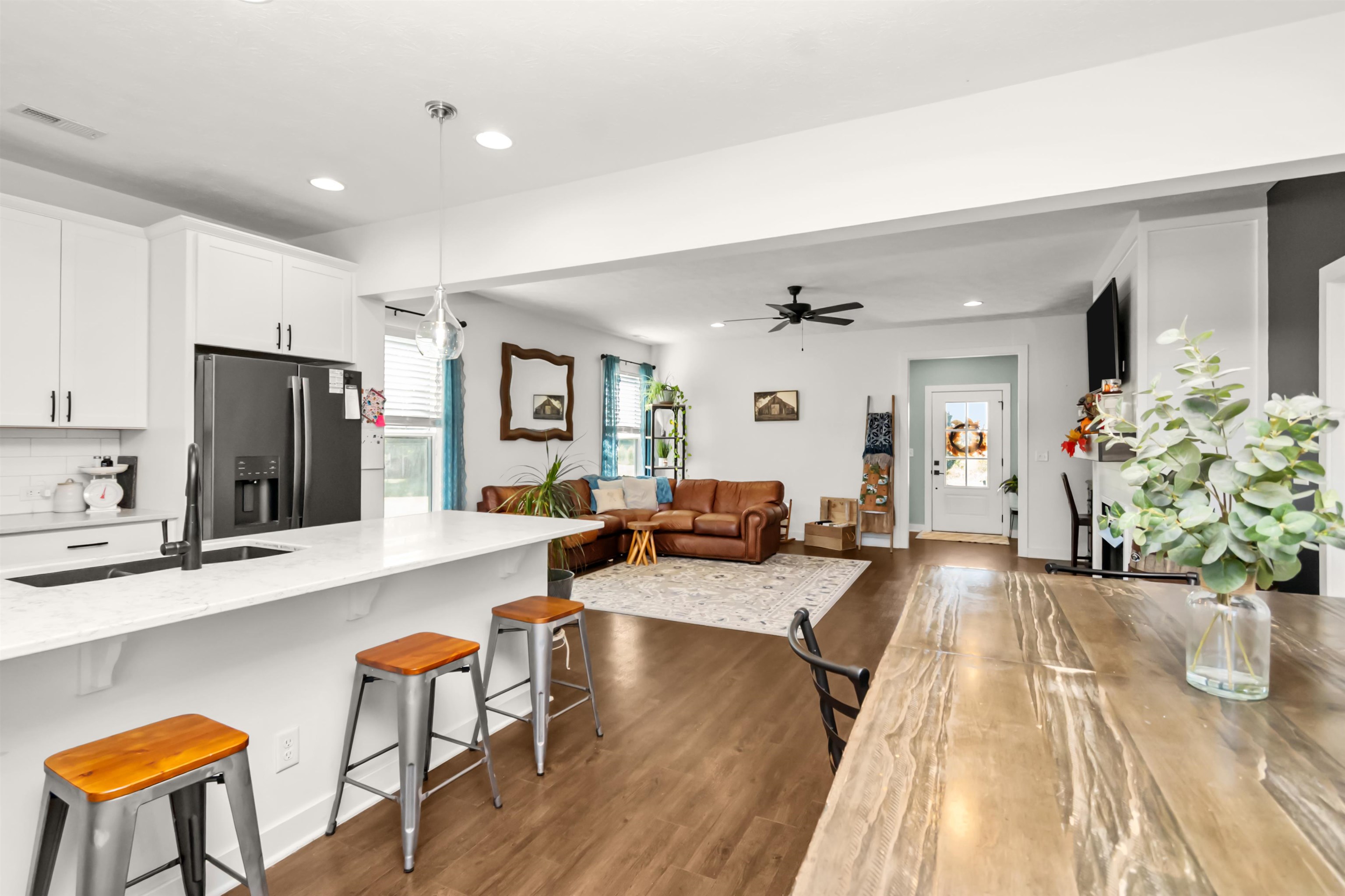 5141 Pleasant Valley Rd, Philpot, Kentucky 42366, 5 Bedrooms Bedrooms, ,2 BathroomsBathrooms,Single Family Residence,For Sale,Pleasant Valley Rd,93344