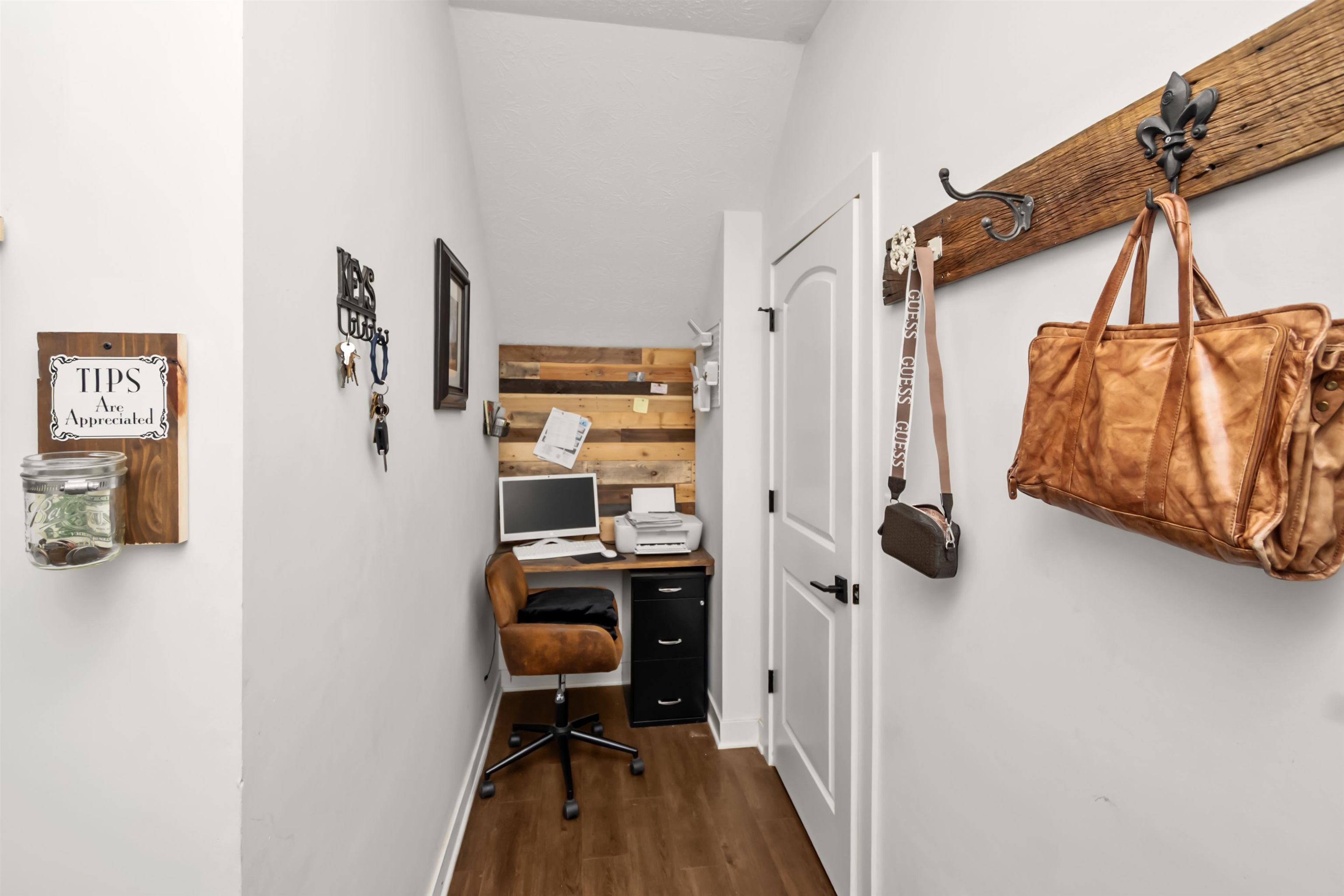 5141 Pleasant Valley Rd, Philpot, Kentucky 42366, 5 Bedrooms Bedrooms, ,2 BathroomsBathrooms,Single Family Residence,For Sale,Pleasant Valley Rd,93344