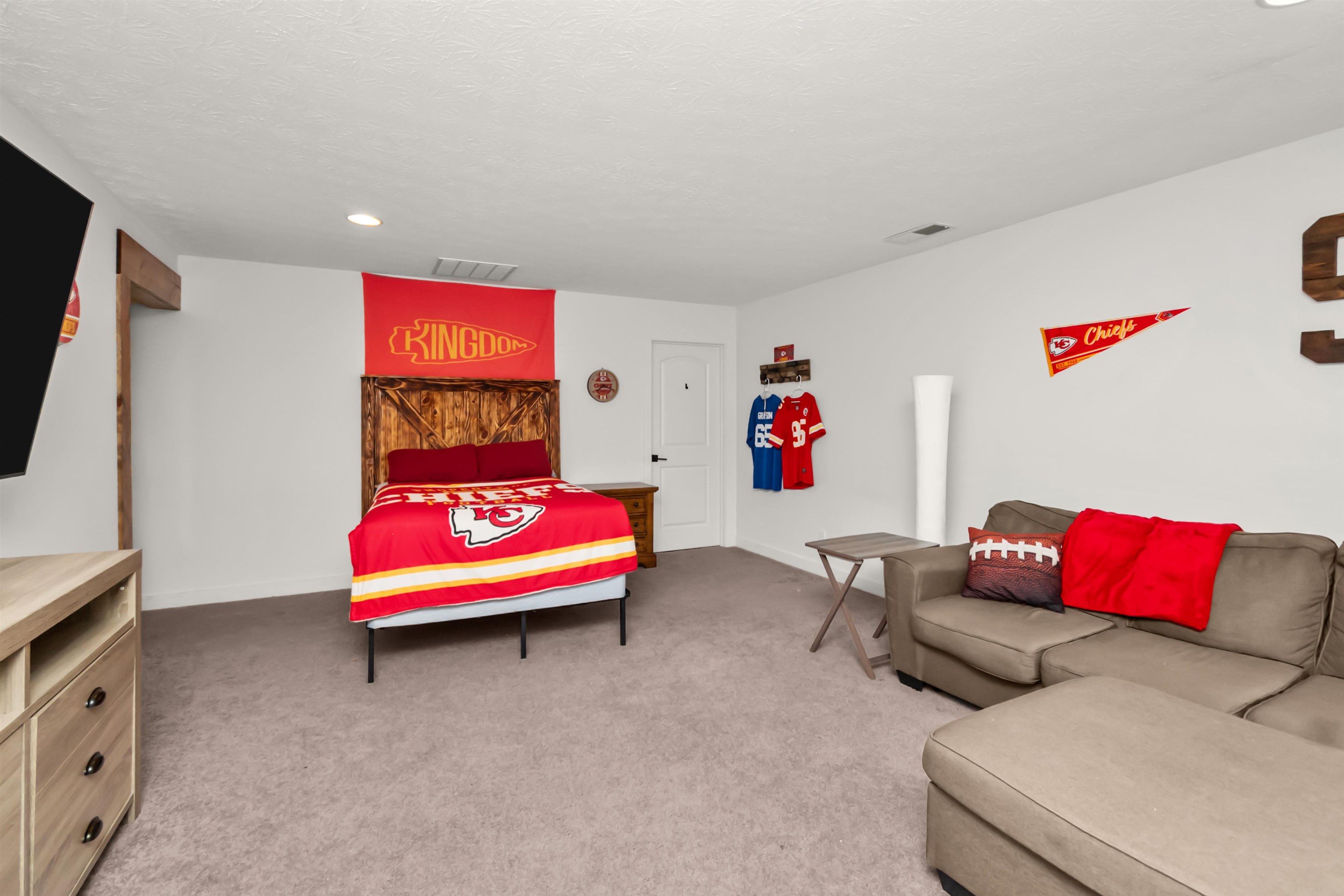 5141 Pleasant Valley Rd, Philpot, Kentucky 42366, 5 Bedrooms Bedrooms, ,2 BathroomsBathrooms,Single Family Residence,For Sale,Pleasant Valley Rd,93344