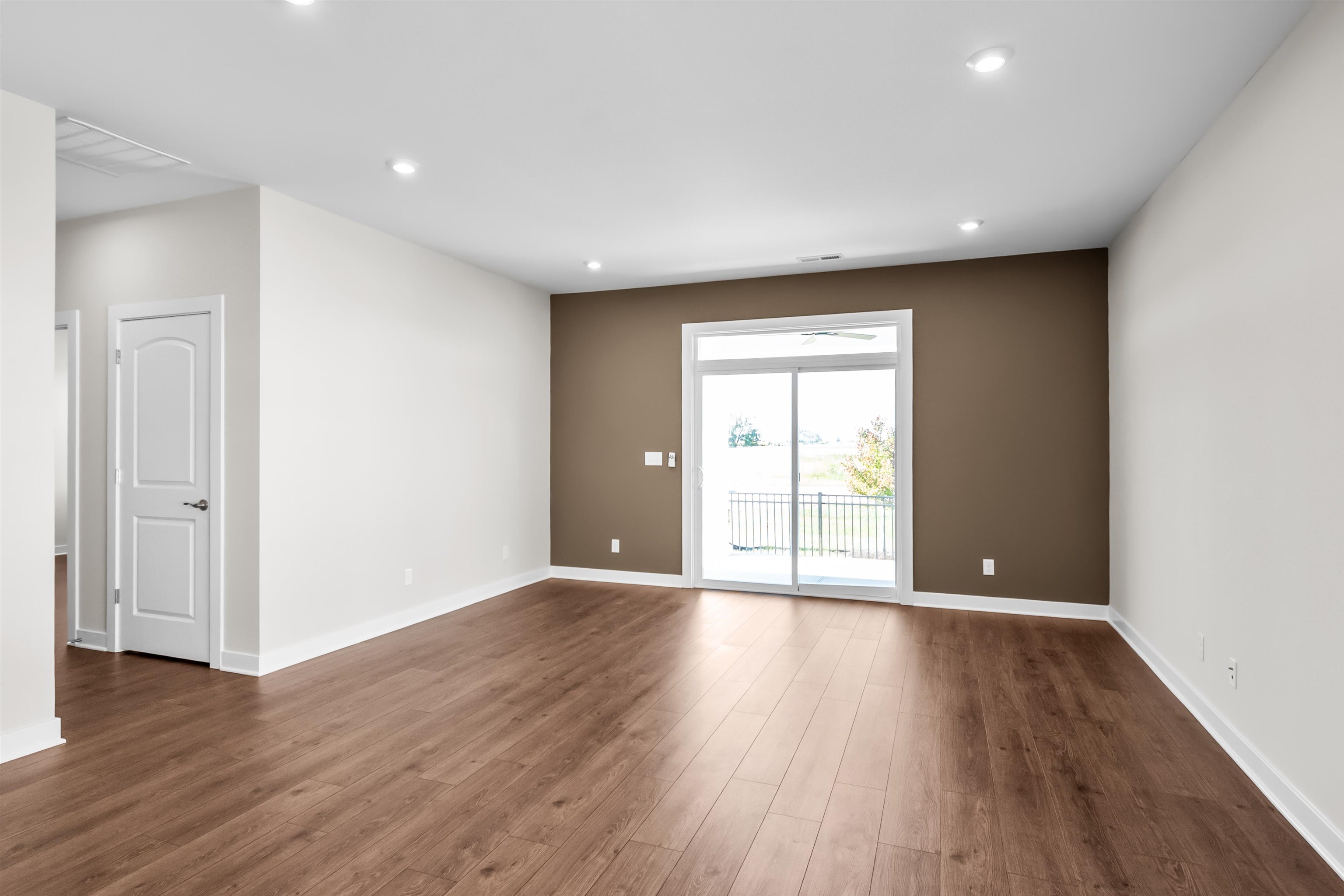 2445 Watson Circle, Owensboro, Kentucky 42301, 3 Bedrooms Bedrooms, ,2 BathroomsBathrooms,Single Family Residence,For Sale,Watson Circle,93383