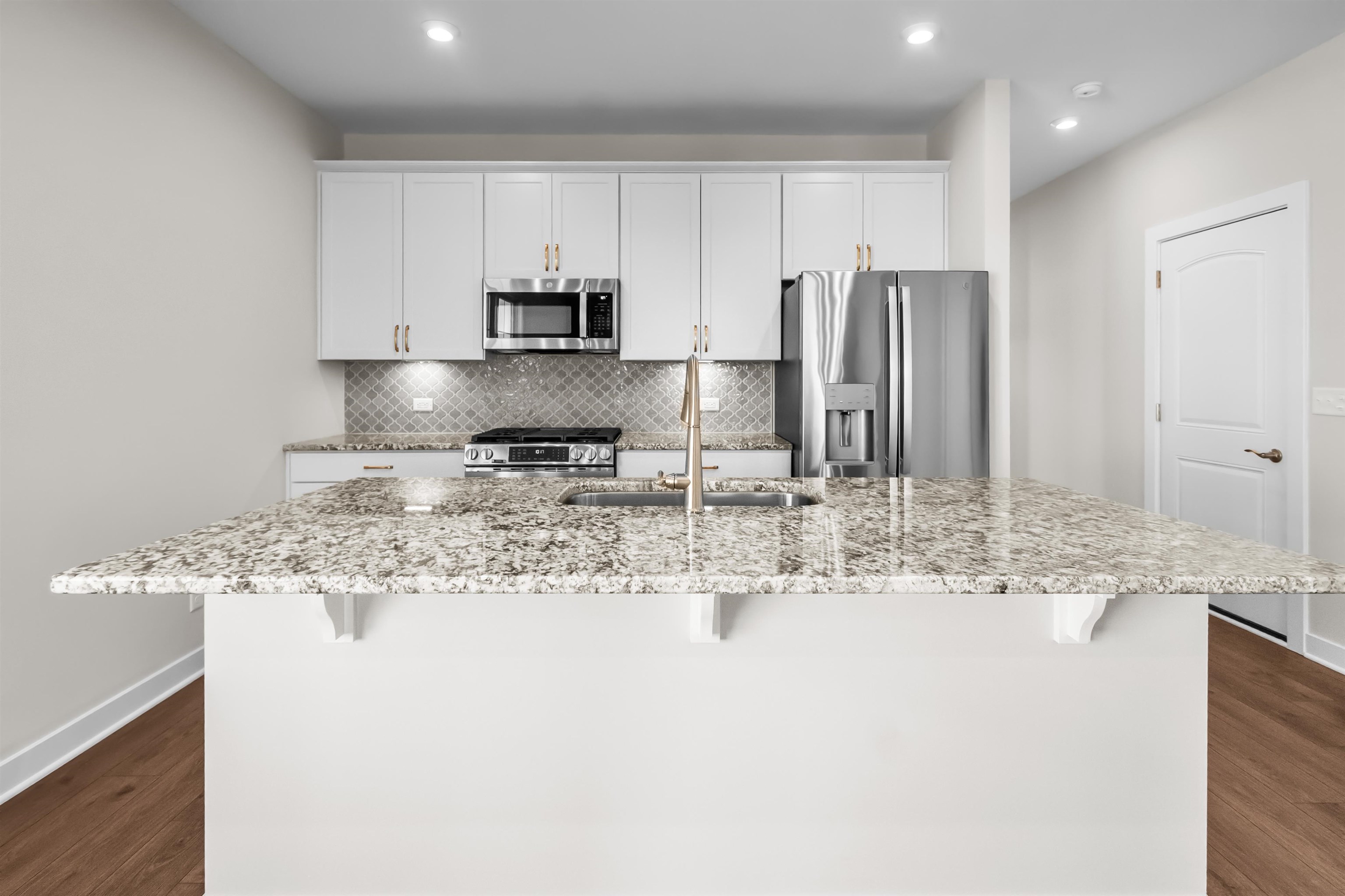 2445 Watson Circle, Owensboro, Kentucky 42301, 3 Bedrooms Bedrooms, ,2 BathroomsBathrooms,Single Family Residence,For Sale,Watson Circle,93383