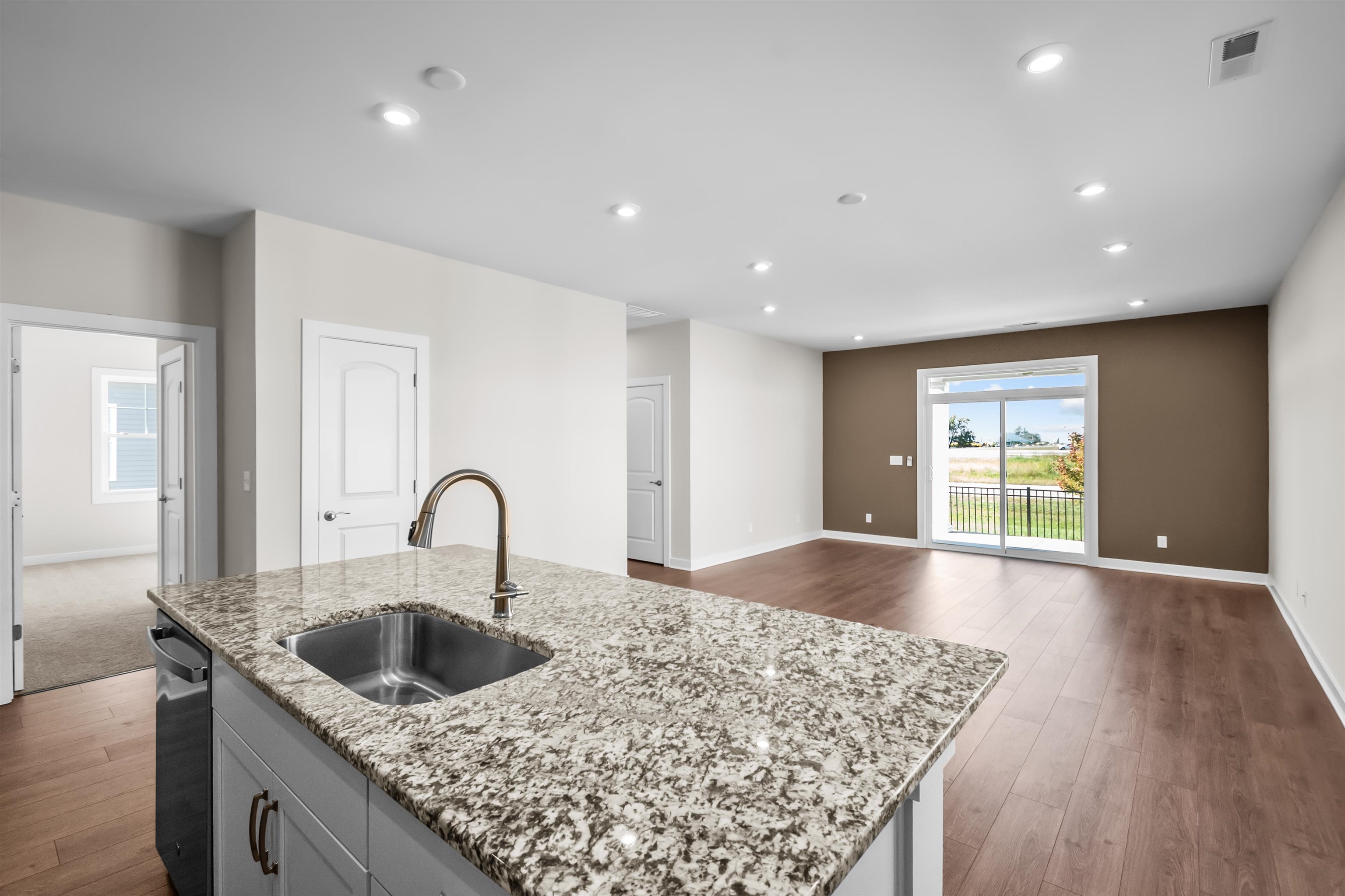 2445 Watson Circle, Owensboro, Kentucky 42301, 3 Bedrooms Bedrooms, ,2 BathroomsBathrooms,Single Family Residence,For Sale,Watson Circle,93383