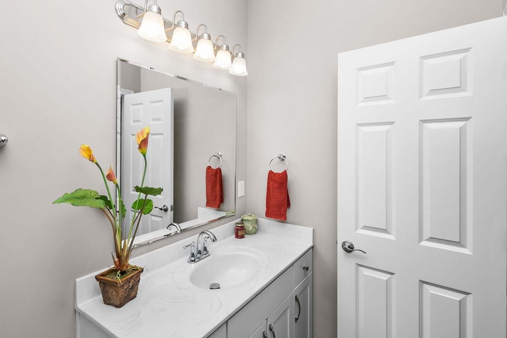 2319 Ottawa Drive, Owensboro, Kentucky 42301, 3 Bedrooms Bedrooms, ,2 BathroomsBathrooms,Single Family Residence,For Sale,Ottawa Drive,93385