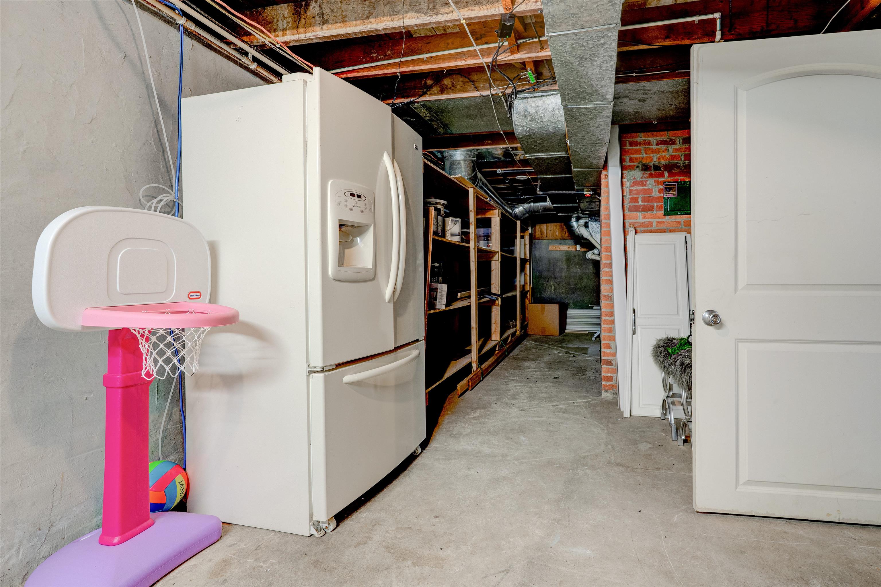 2816 Tanglewood Dr, Owensboro, Kentucky 42303, 3 Bedrooms Bedrooms, ,2 BathroomsBathrooms,Single Family Residence,For Sale,Tanglewood Dr,93412