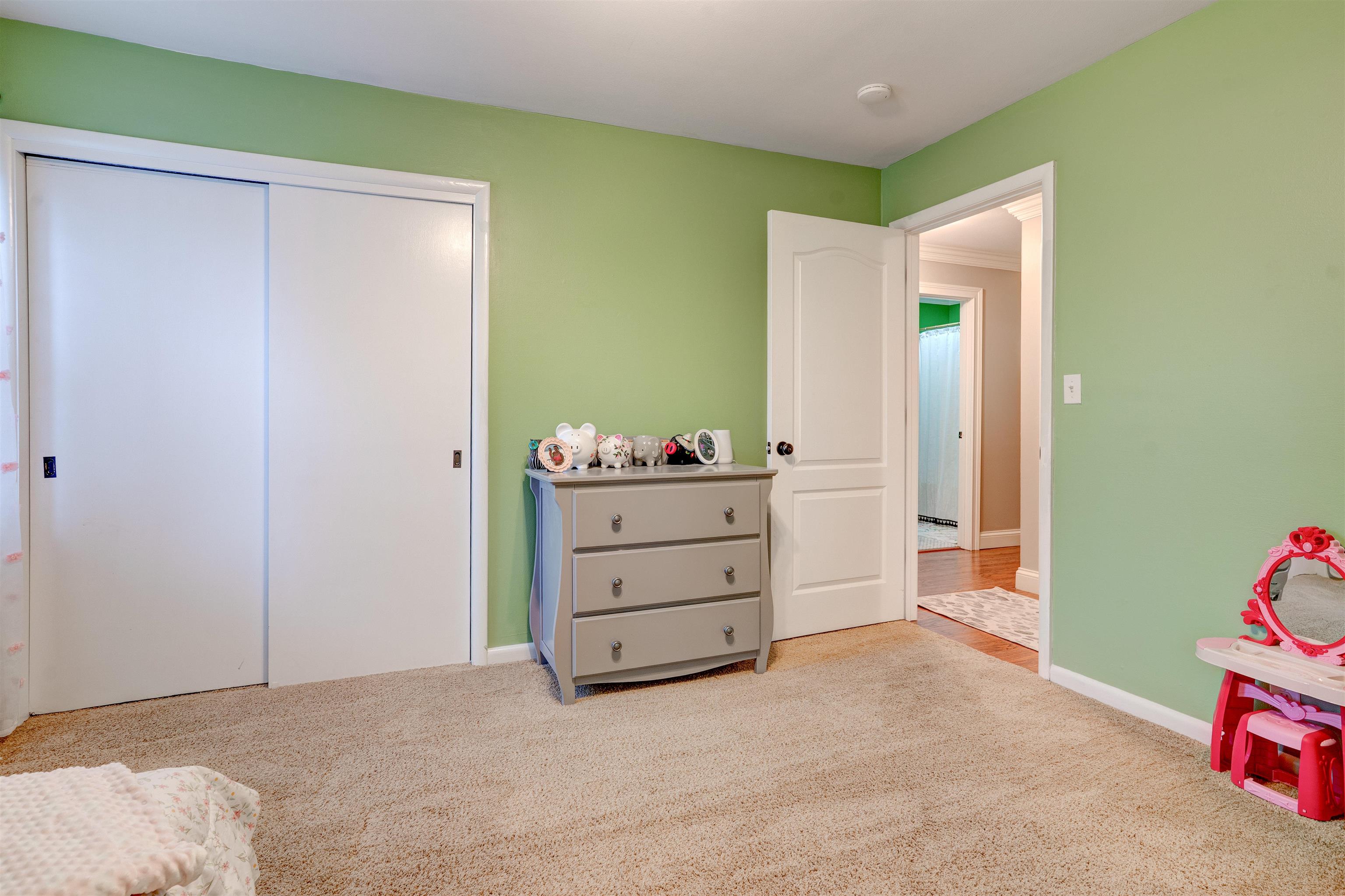 2816 Tanglewood Dr, Owensboro, Kentucky 42303, 3 Bedrooms Bedrooms, ,2 BathroomsBathrooms,Single Family Residence,For Sale,Tanglewood Dr,93412