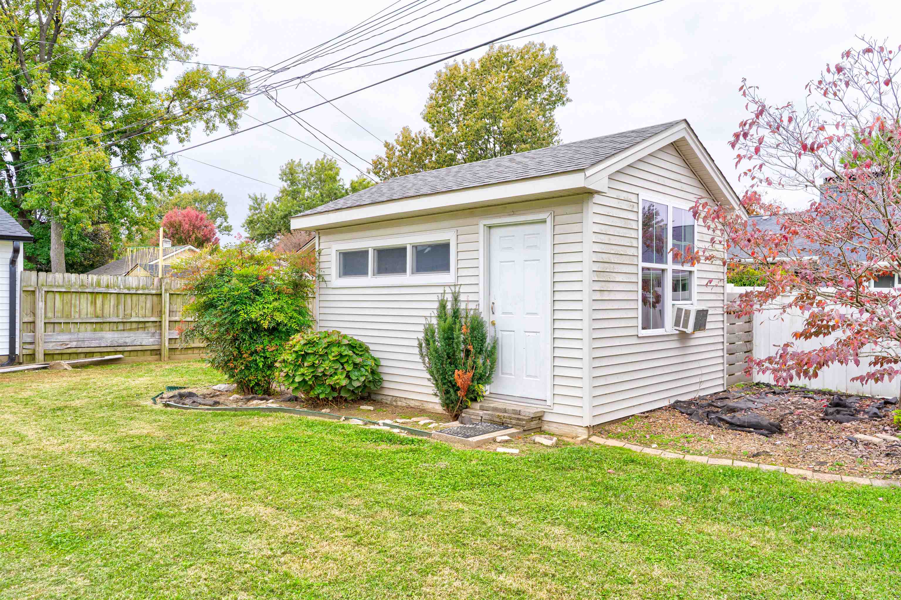 2816 Tanglewood Dr, Owensboro, Kentucky 42303, 3 Bedrooms Bedrooms, ,2 BathroomsBathrooms,Single Family Residence,For Sale,Tanglewood Dr,93412