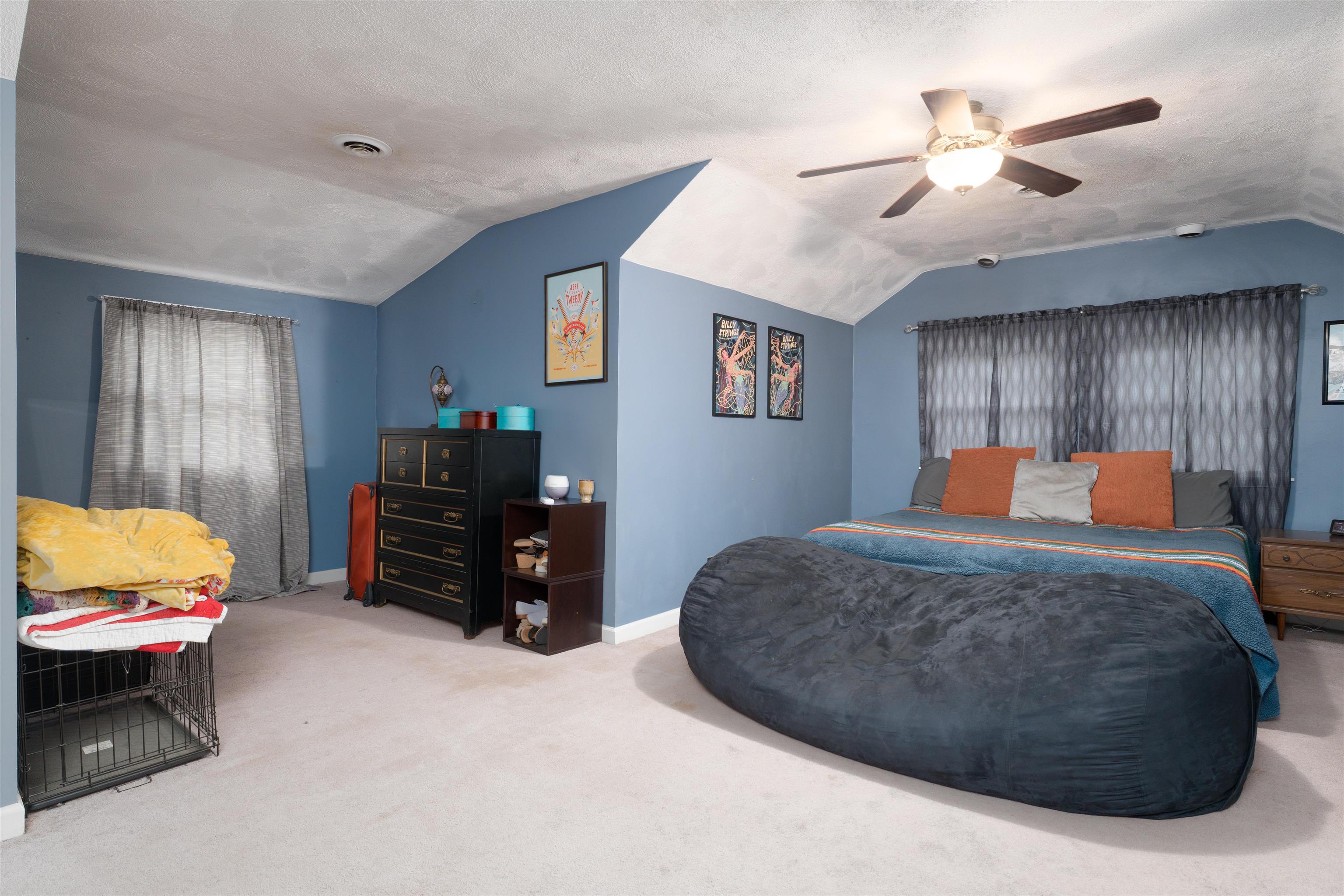 2252 York St S, Owensboro, Kentucky 42301, 4 Bedrooms Bedrooms, ,3 BathroomsBathrooms,Single Family Residence,For Sale,2252 York St S,93413