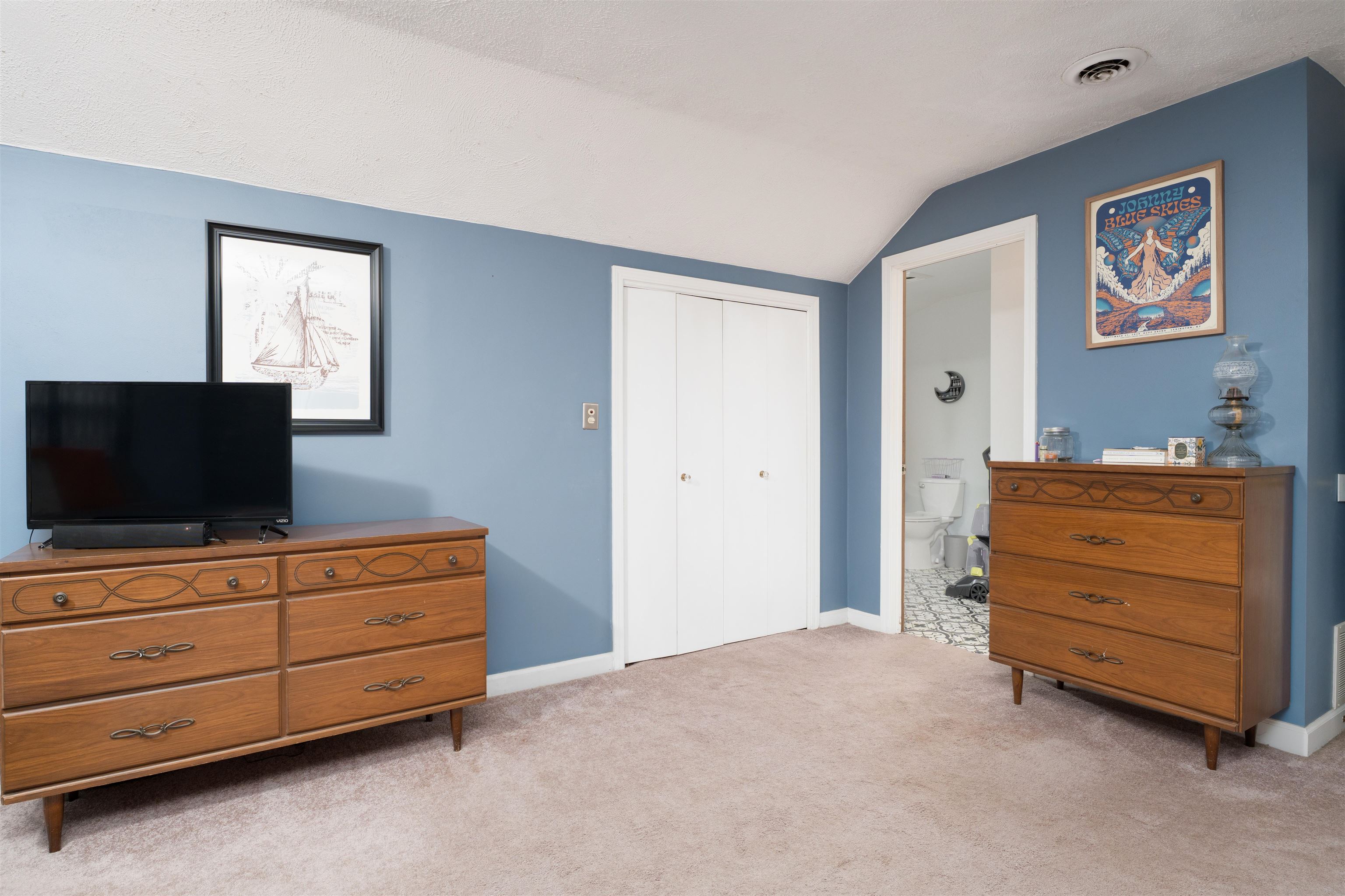 2252 York St S, Owensboro, Kentucky 42301, 4 Bedrooms Bedrooms, ,3 BathroomsBathrooms,Single Family Residence,For Sale,2252 York St S,93413