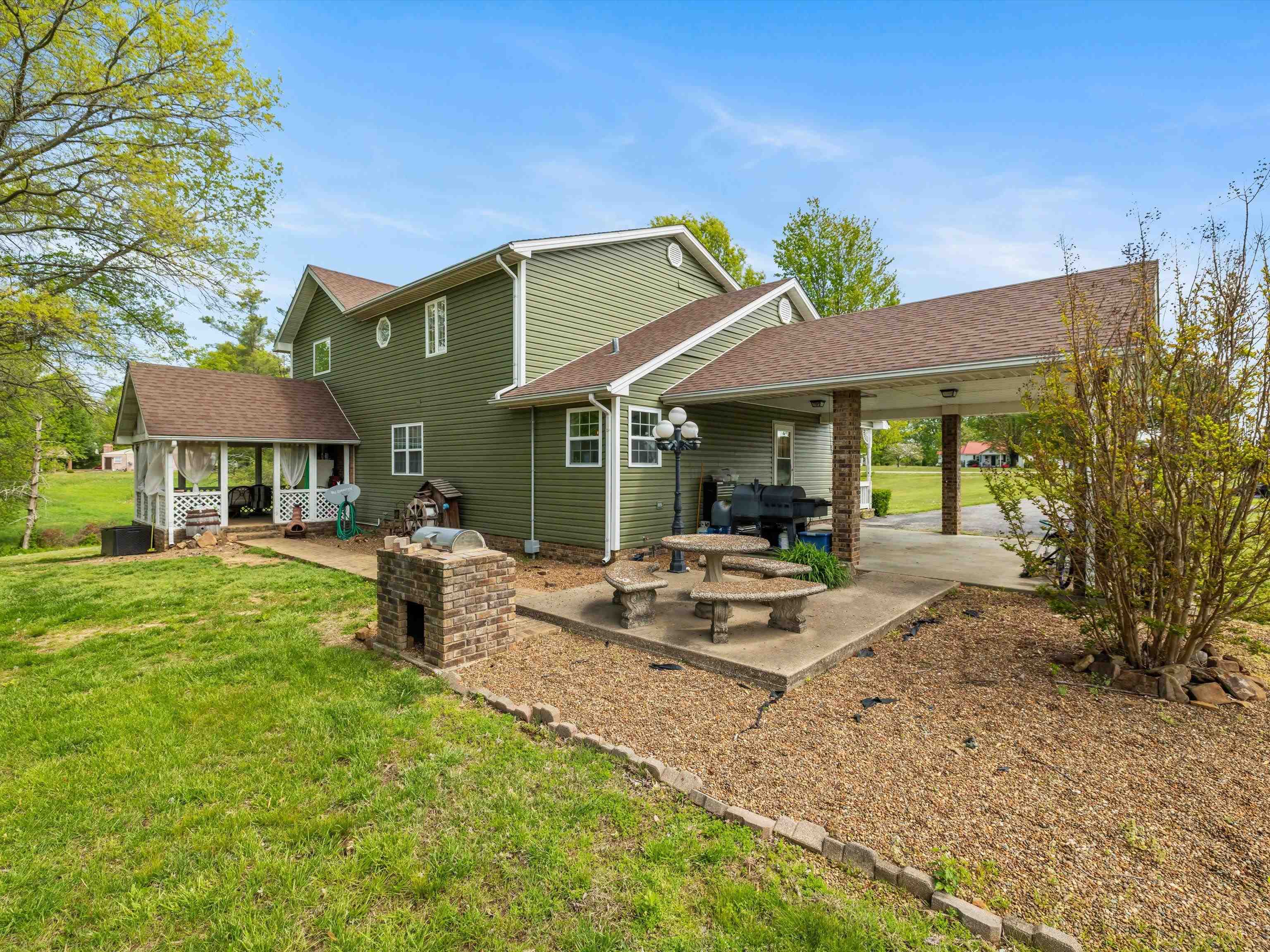 11315 HWY 764, Whitesville, Kentucky 42378, 3 Bedrooms Bedrooms, ,3 BathroomsBathrooms,Single Family Residence,For Sale,HWY 764,93419