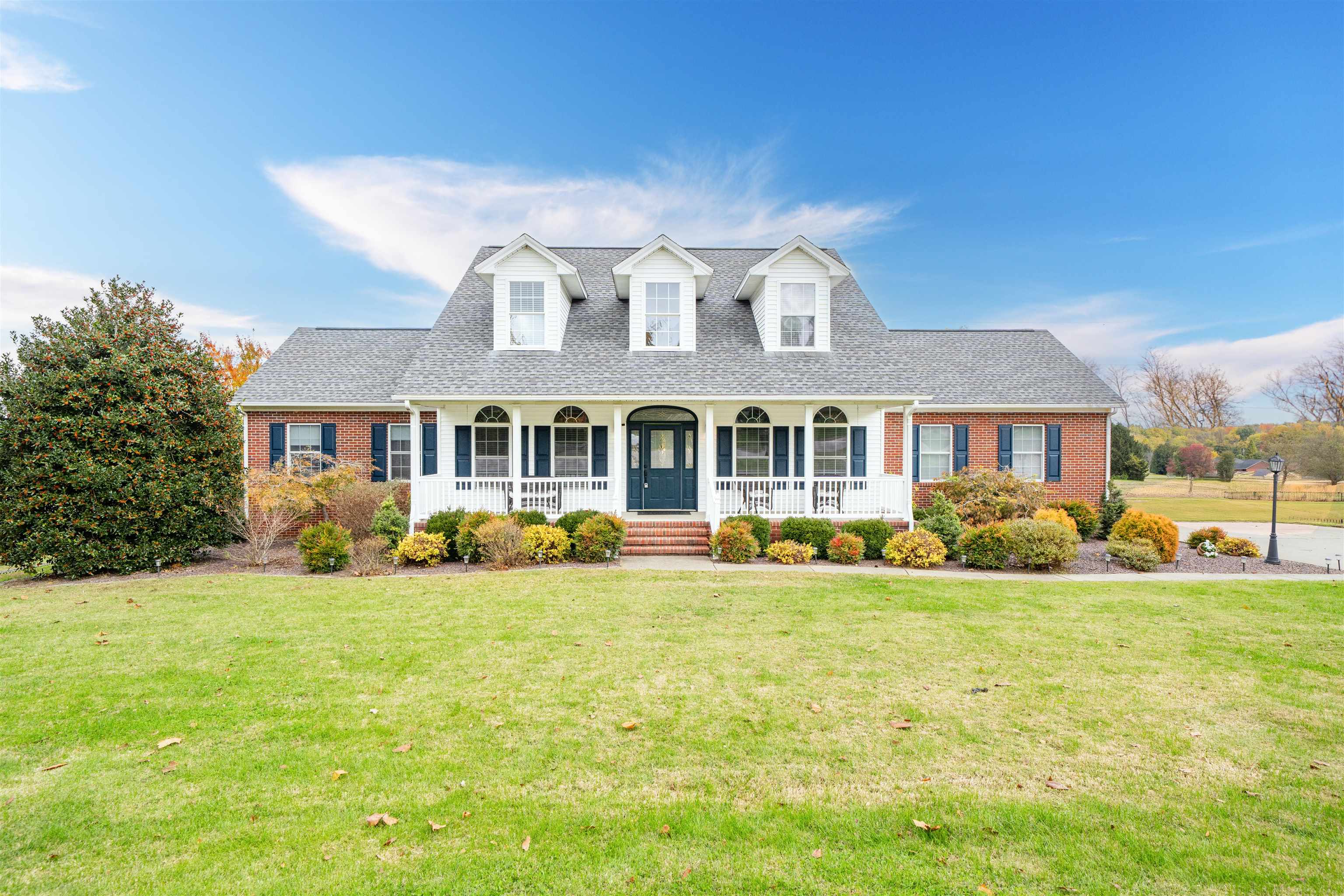 4329 Valleyview Ct, Owensboro, Kentucky 42303, 6 Bedrooms Bedrooms, ,3 BathroomsBathrooms,Single Family Residence,For Sale,Valleyview Ct,93449