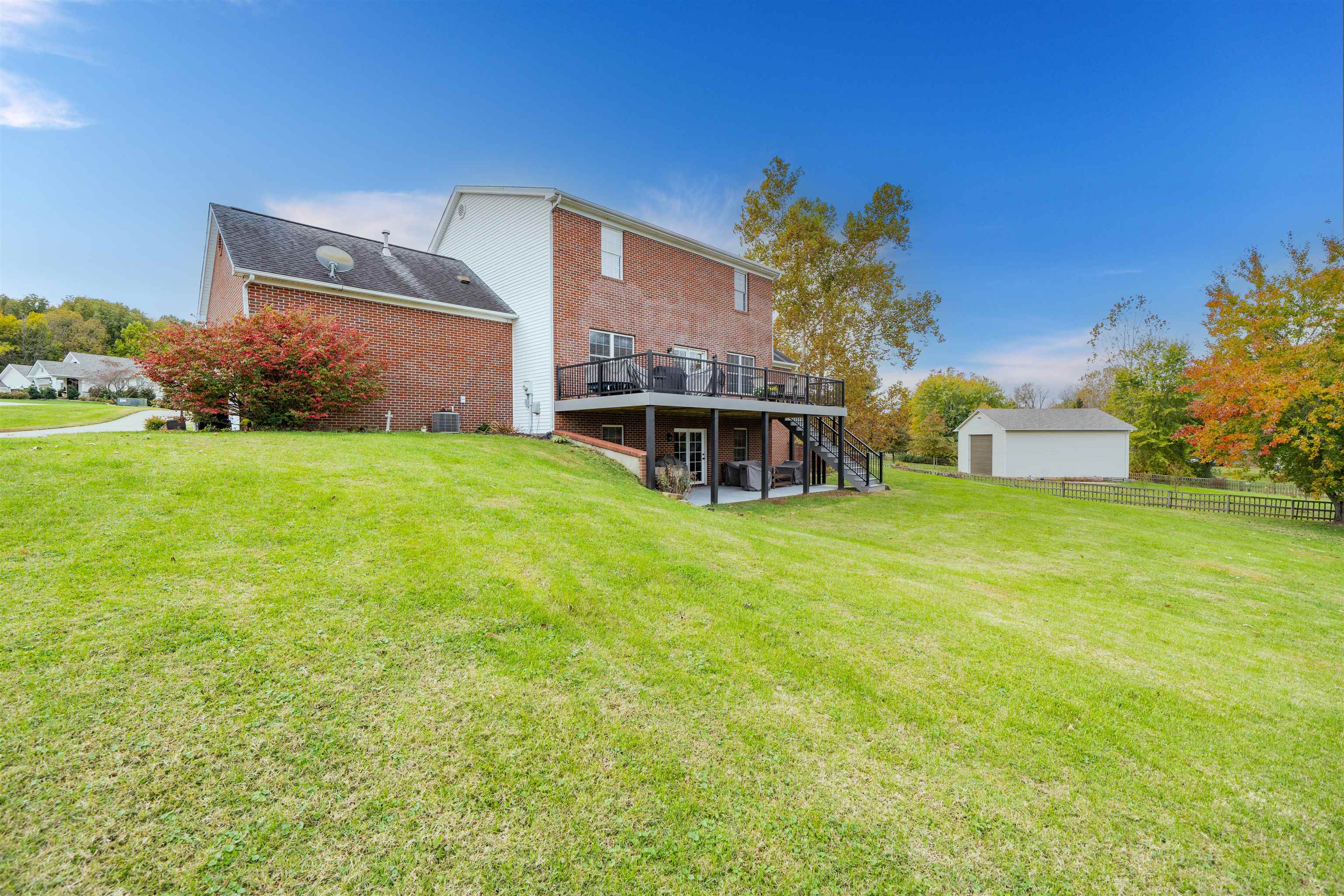 4329 Valleyview Ct, Owensboro, Kentucky 42303, 6 Bedrooms Bedrooms, ,3 BathroomsBathrooms,Single Family Residence,For Sale,Valleyview Ct,93449