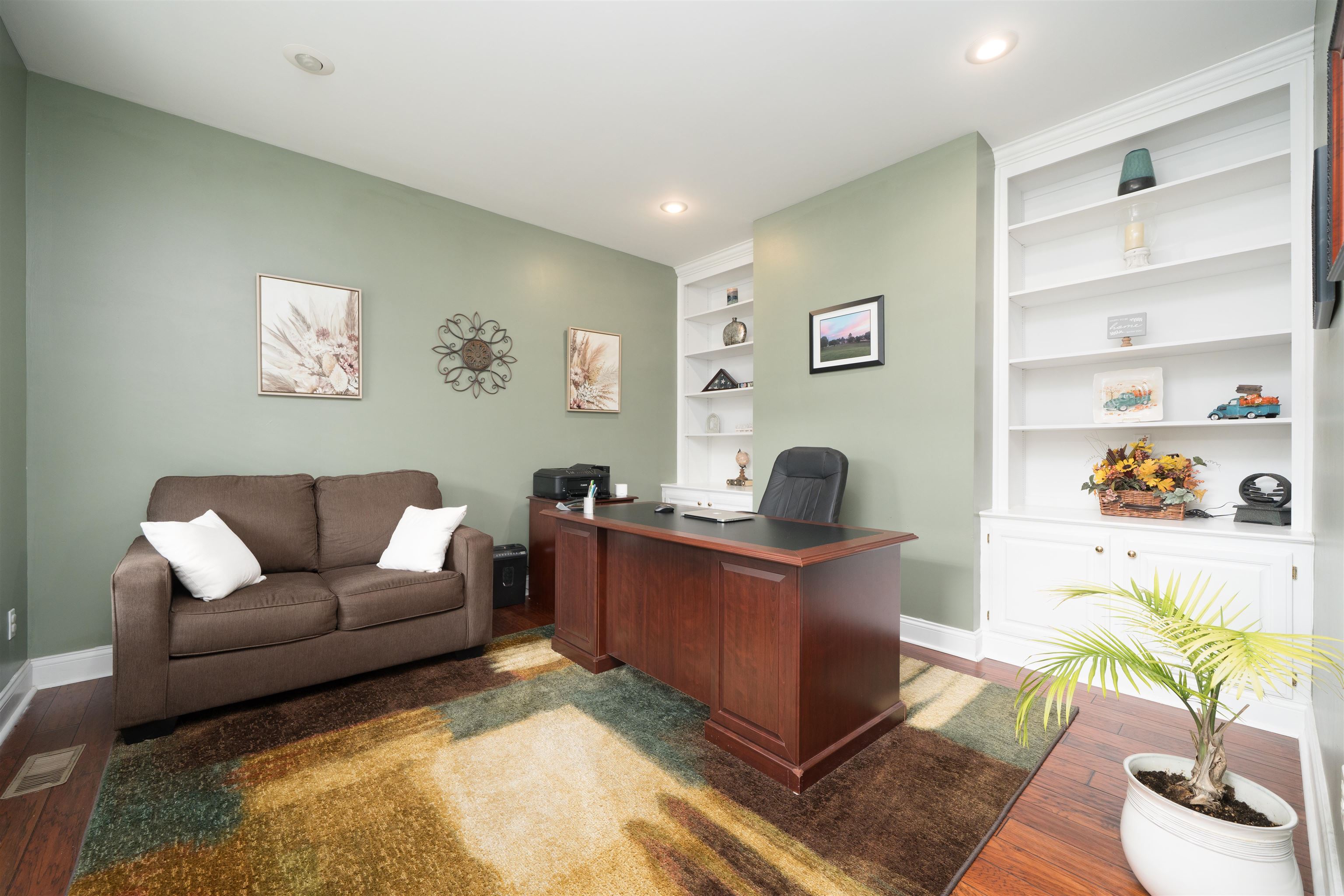 4329 Valleyview Ct, Owensboro, Kentucky 42303, 6 Bedrooms Bedrooms, ,3 BathroomsBathrooms,Single Family Residence,For Sale,Valleyview Ct,93449