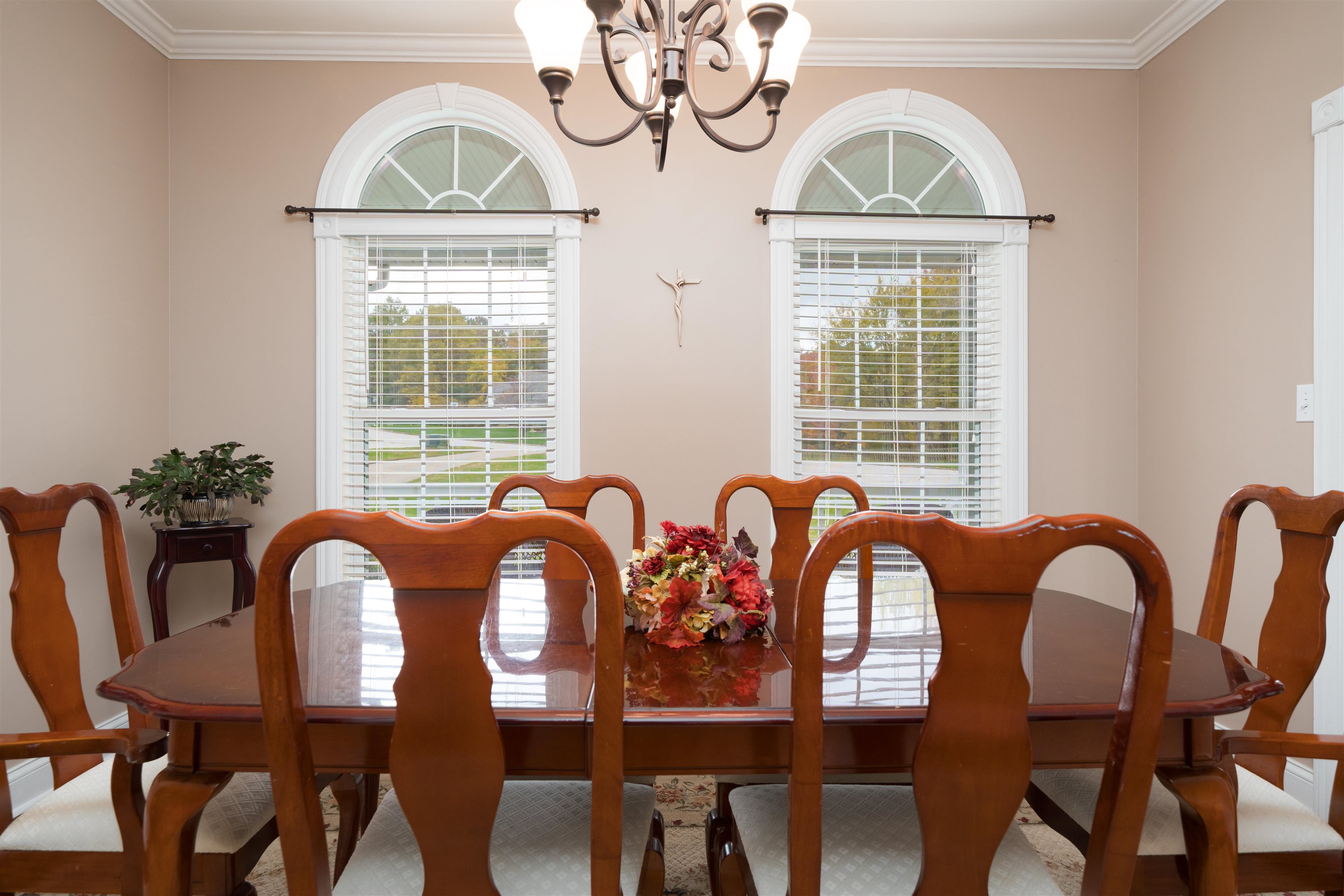 4329 Valleyview Ct, Owensboro, Kentucky 42303, 6 Bedrooms Bedrooms, ,3 BathroomsBathrooms,Single Family Residence,For Sale,Valleyview Ct,93449