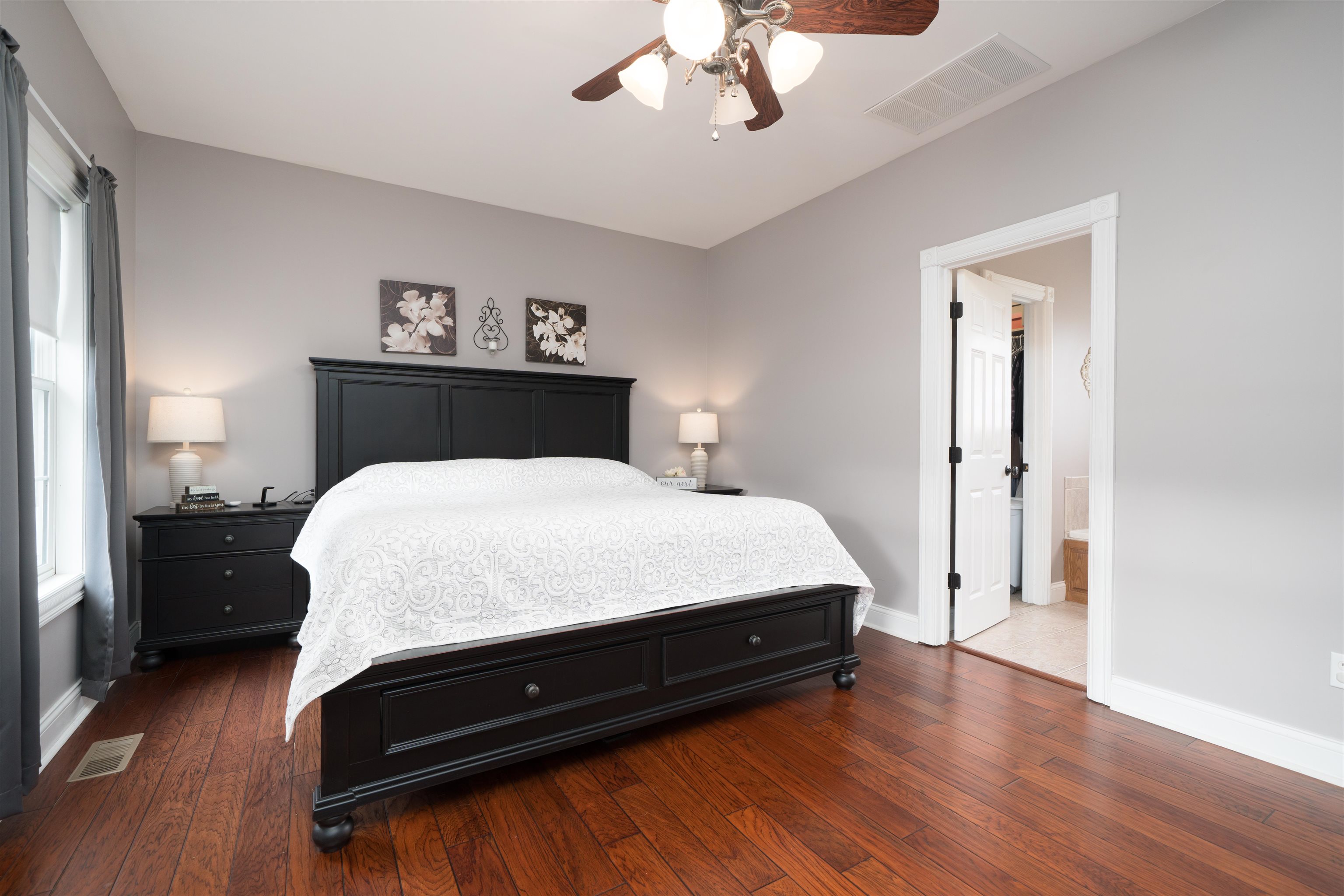 4329 Valleyview Ct, Owensboro, Kentucky 42303, 6 Bedrooms Bedrooms, ,3 BathroomsBathrooms,Single Family Residence,For Sale,Valleyview Ct,93449