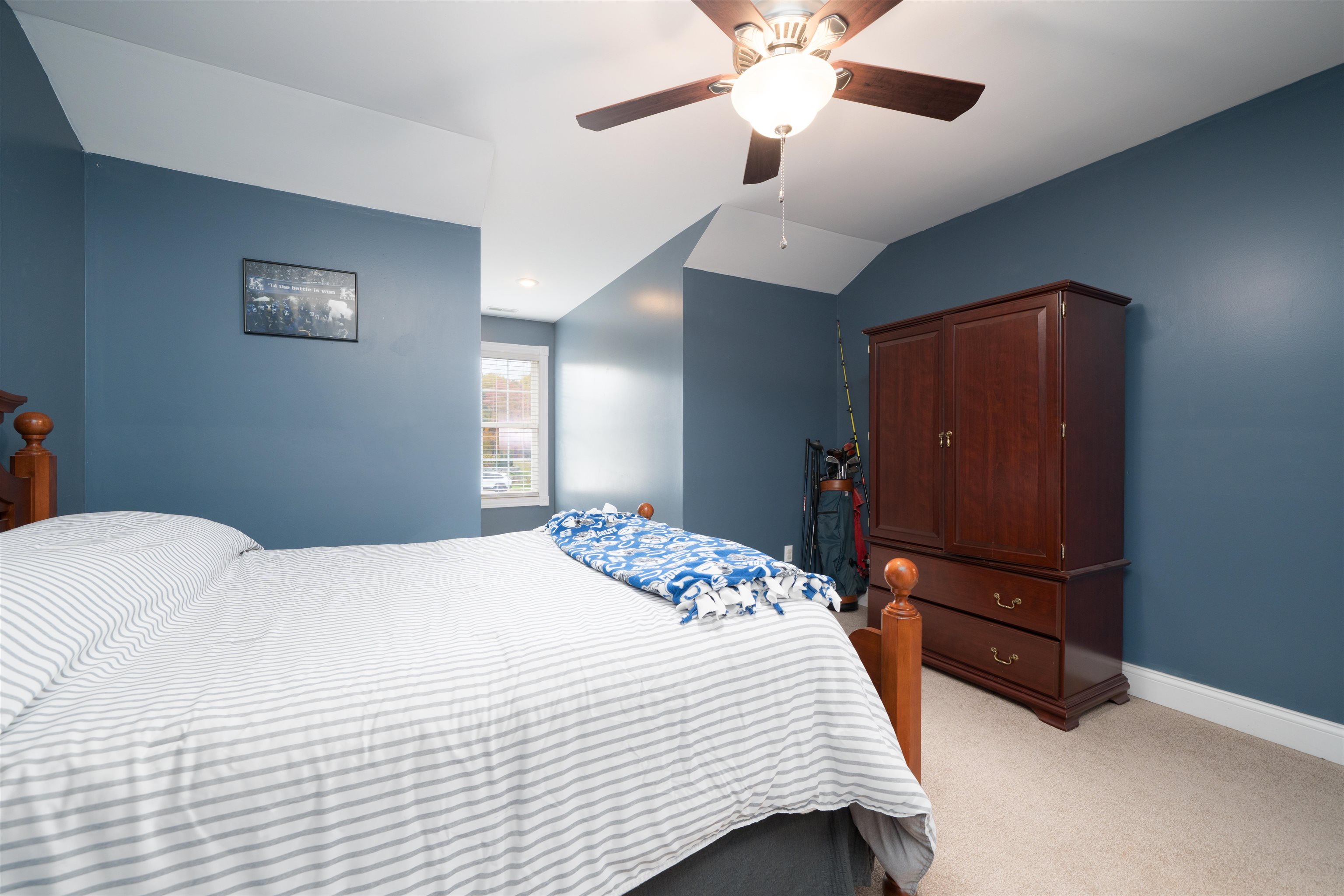 4329 Valleyview Ct, Owensboro, Kentucky 42303, 6 Bedrooms Bedrooms, ,3 BathroomsBathrooms,Single Family Residence,For Sale,Valleyview Ct,93449