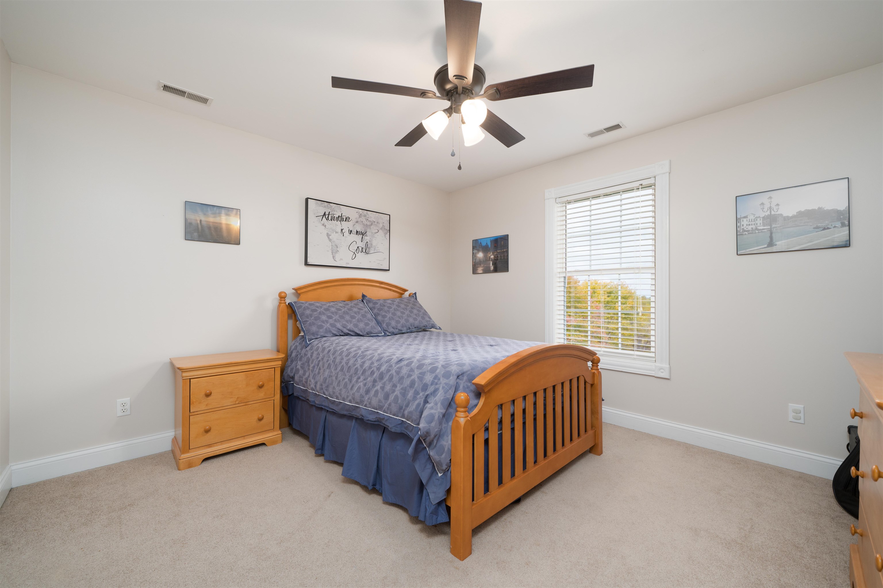 4329 Valleyview Ct, Owensboro, Kentucky 42303, 6 Bedrooms Bedrooms, ,3 BathroomsBathrooms,Single Family Residence,For Sale,Valleyview Ct,93449