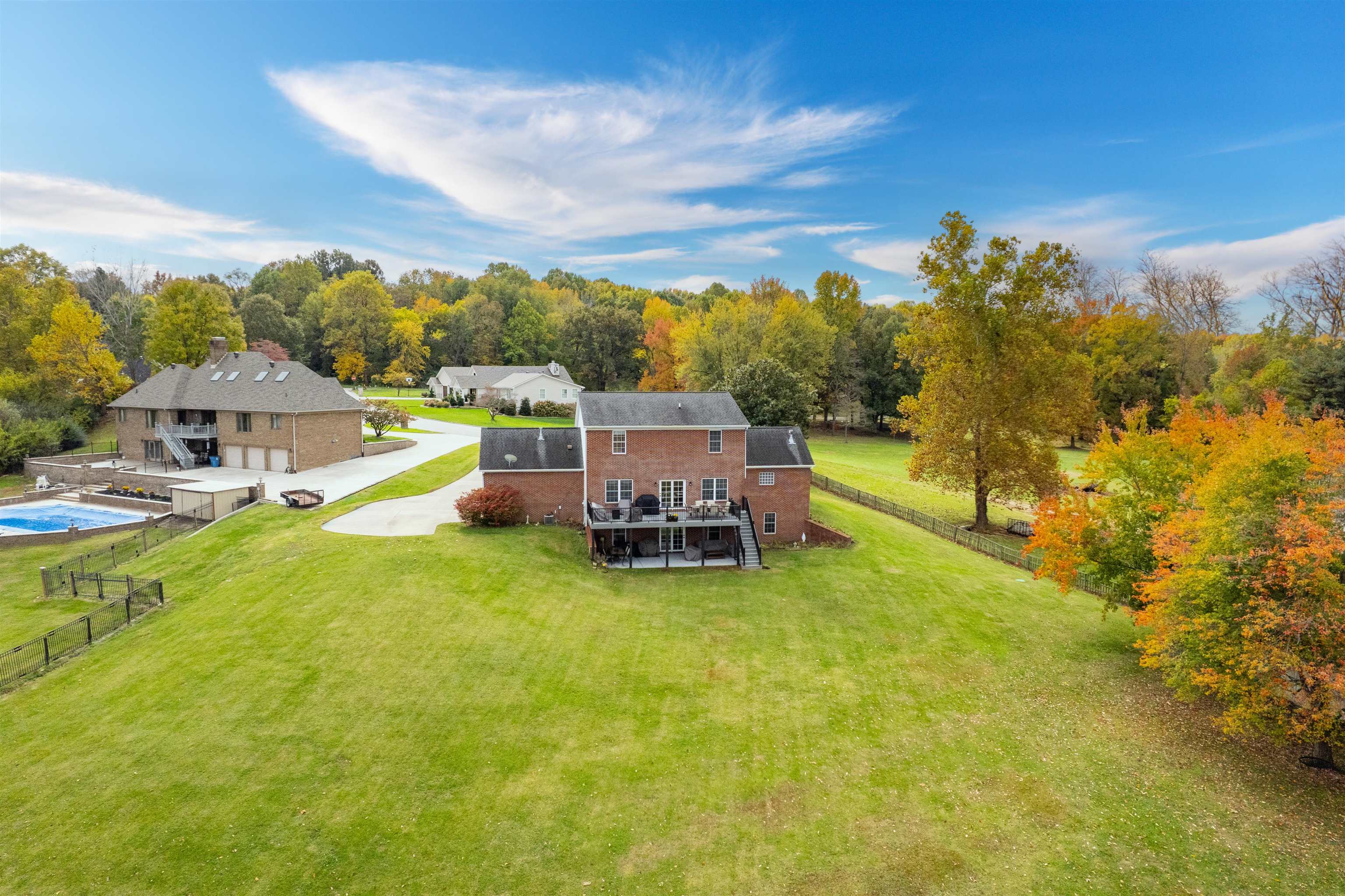 4329 Valleyview Ct, Owensboro, Kentucky 42303, 6 Bedrooms Bedrooms, ,3 BathroomsBathrooms,Single Family Residence,For Sale,Valleyview Ct,93449